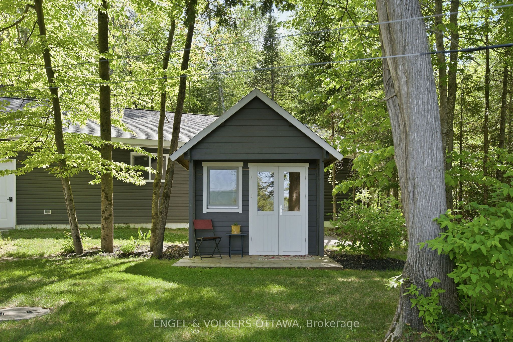 106 Whites Beach Trail Property Photo 28