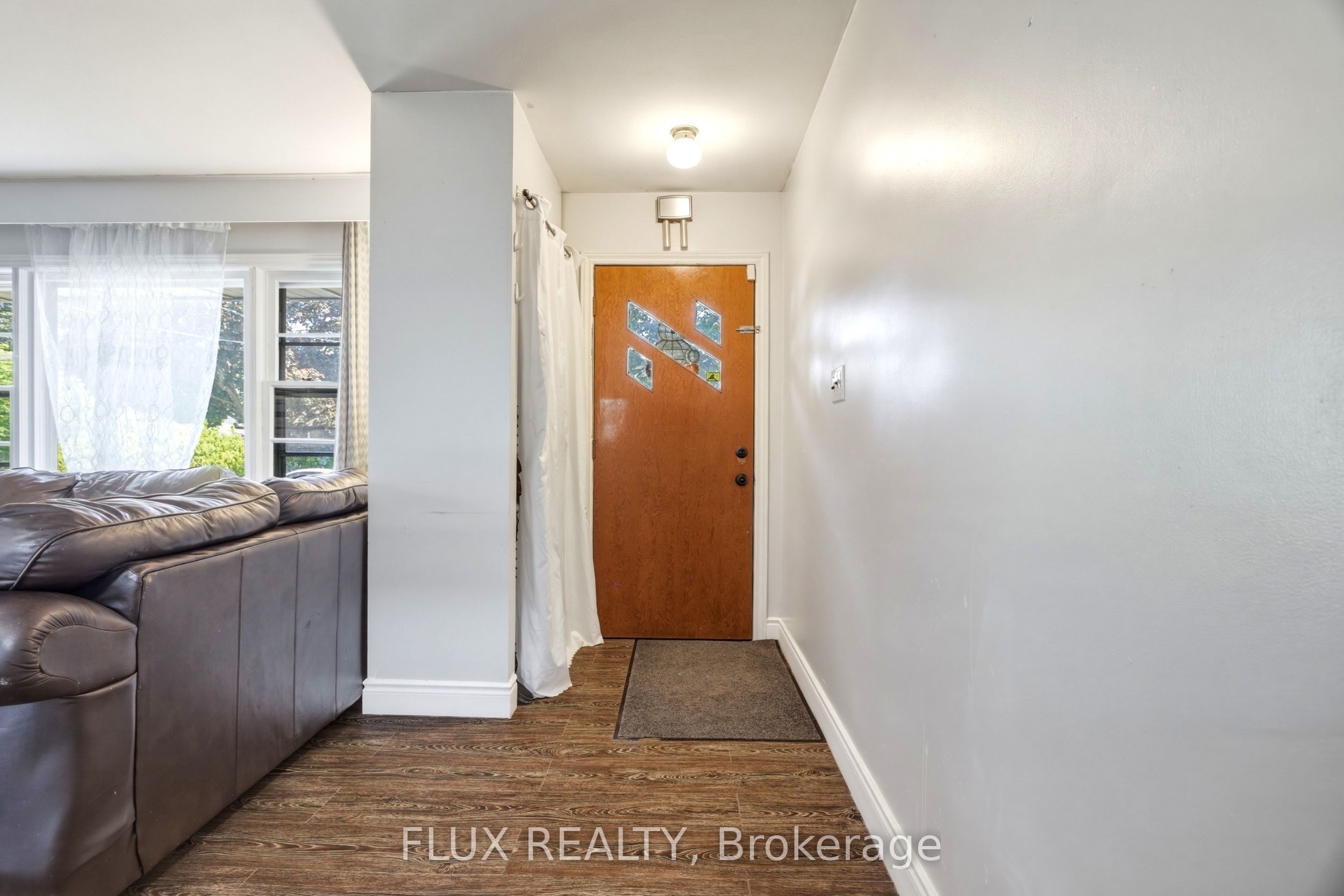 32 Close Avenue Property Photo 6