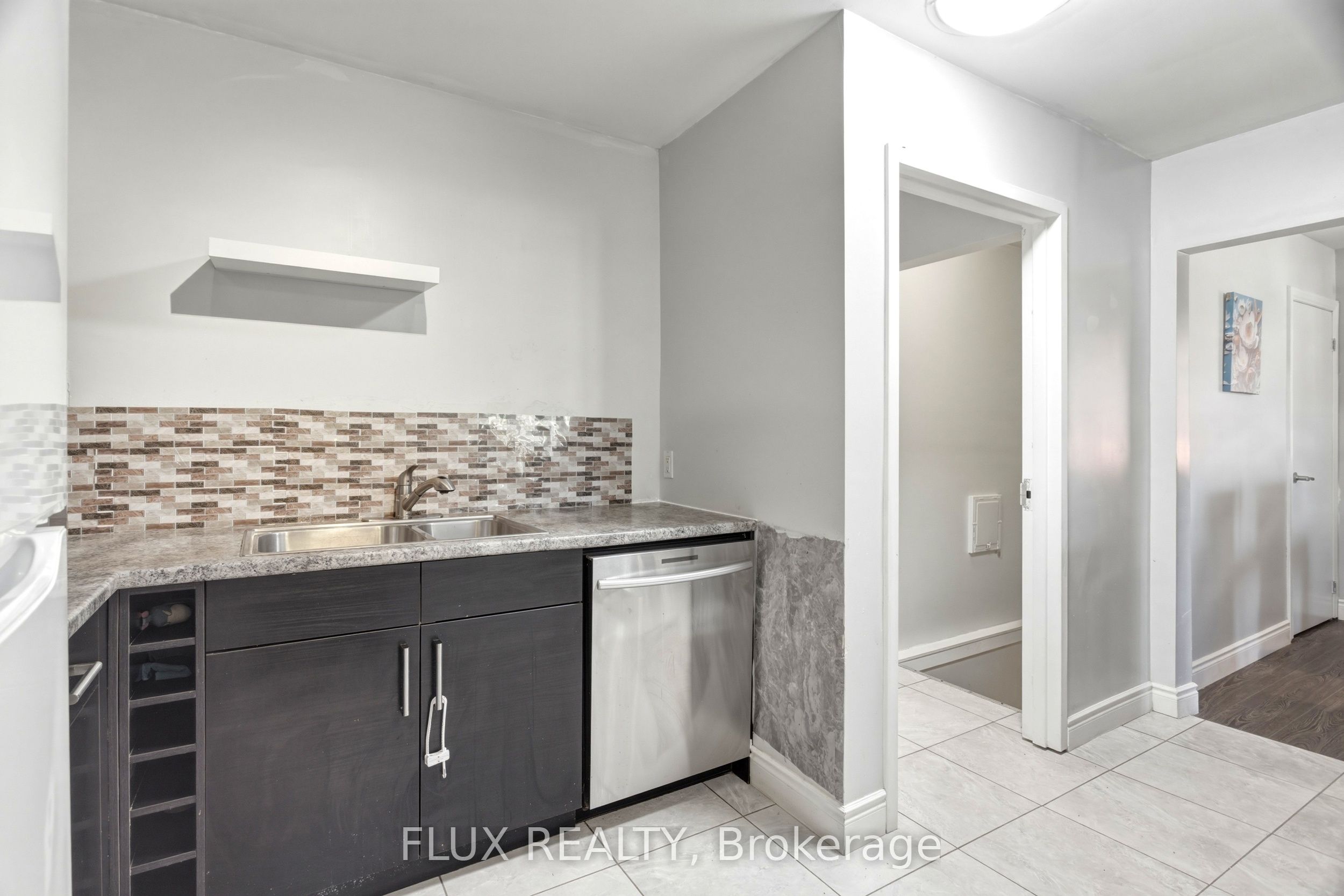 32 Close Avenue Property Photo 18
