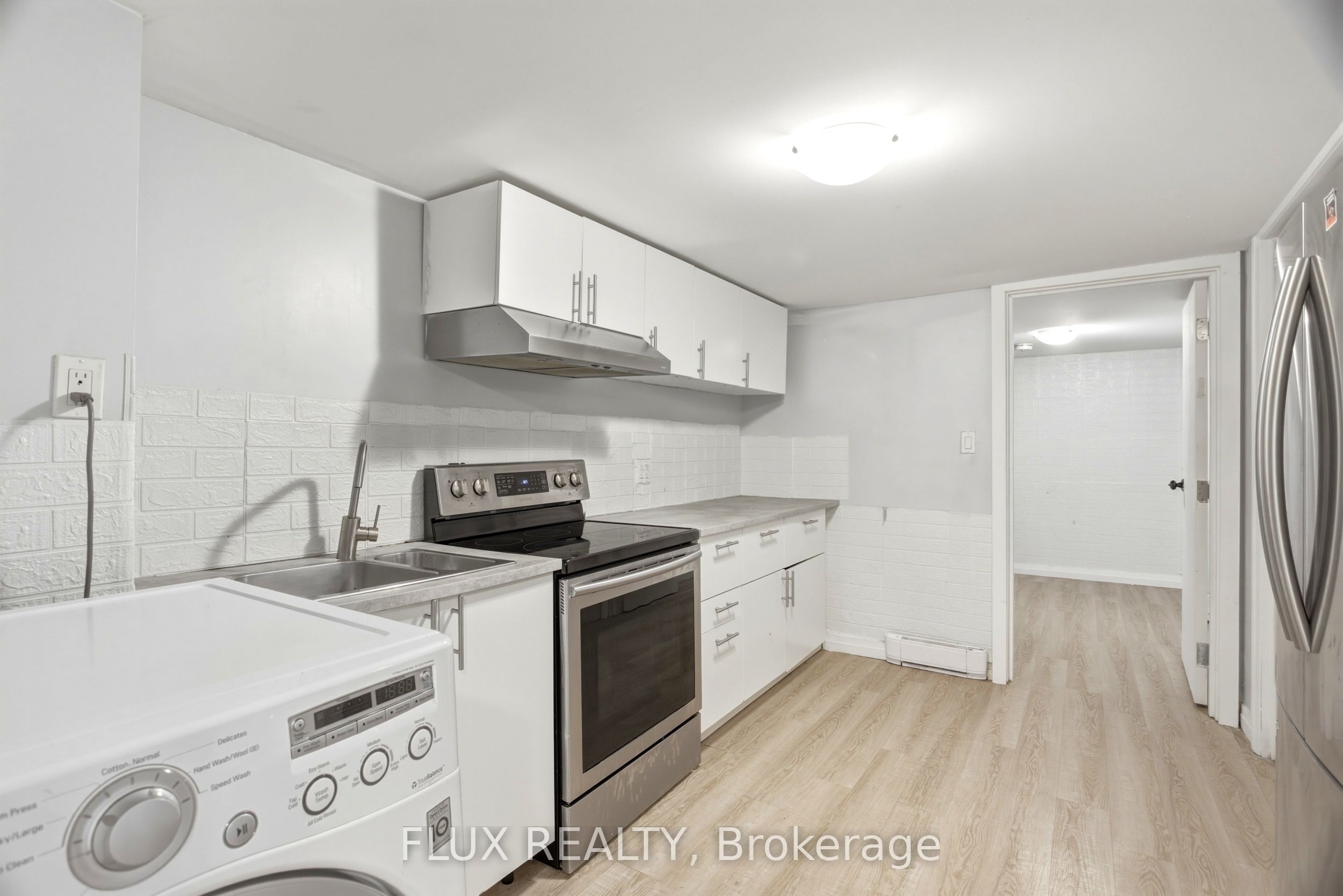 32 Close Avenue Property Photo 34