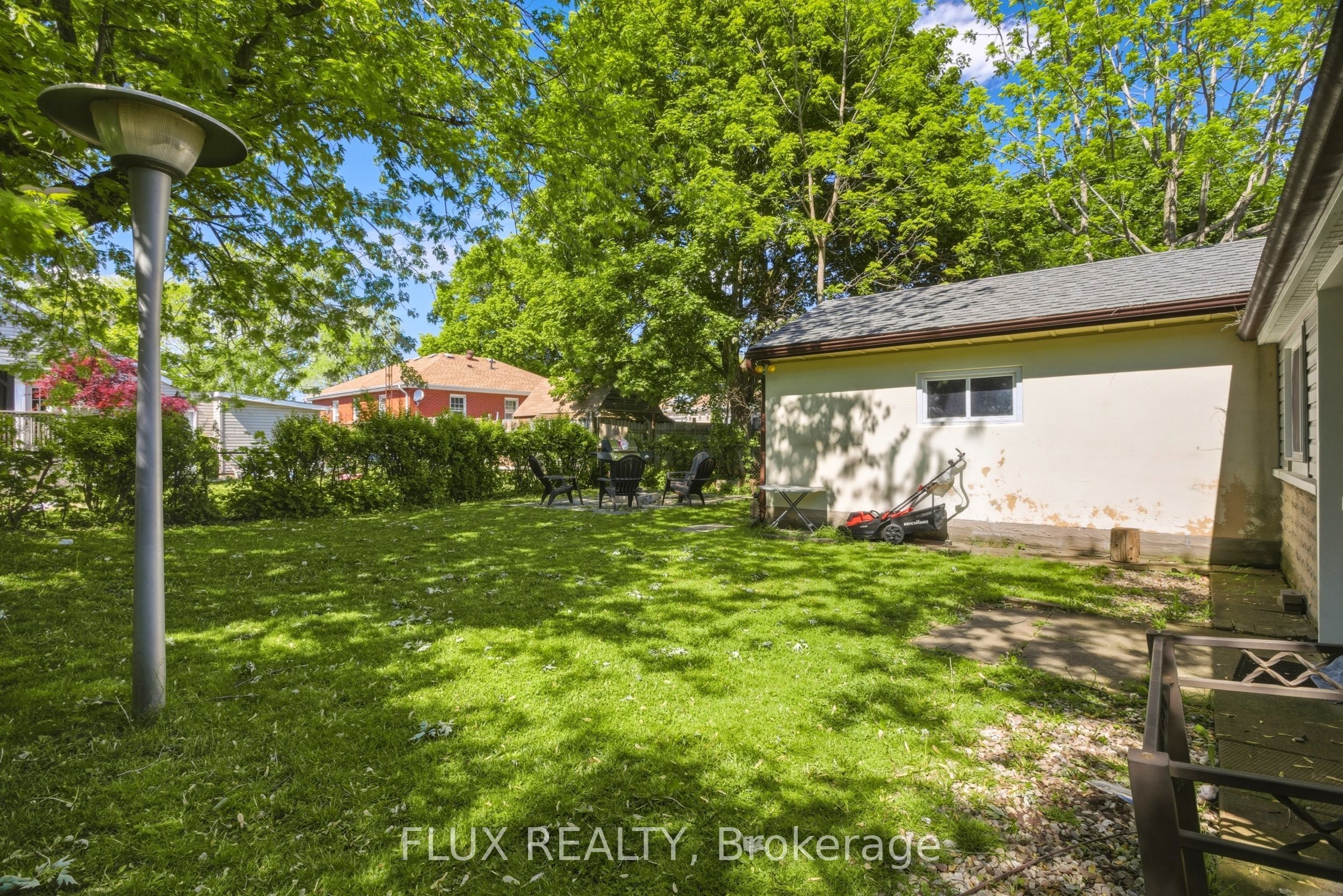 32 Close Avenue Property Photo 43