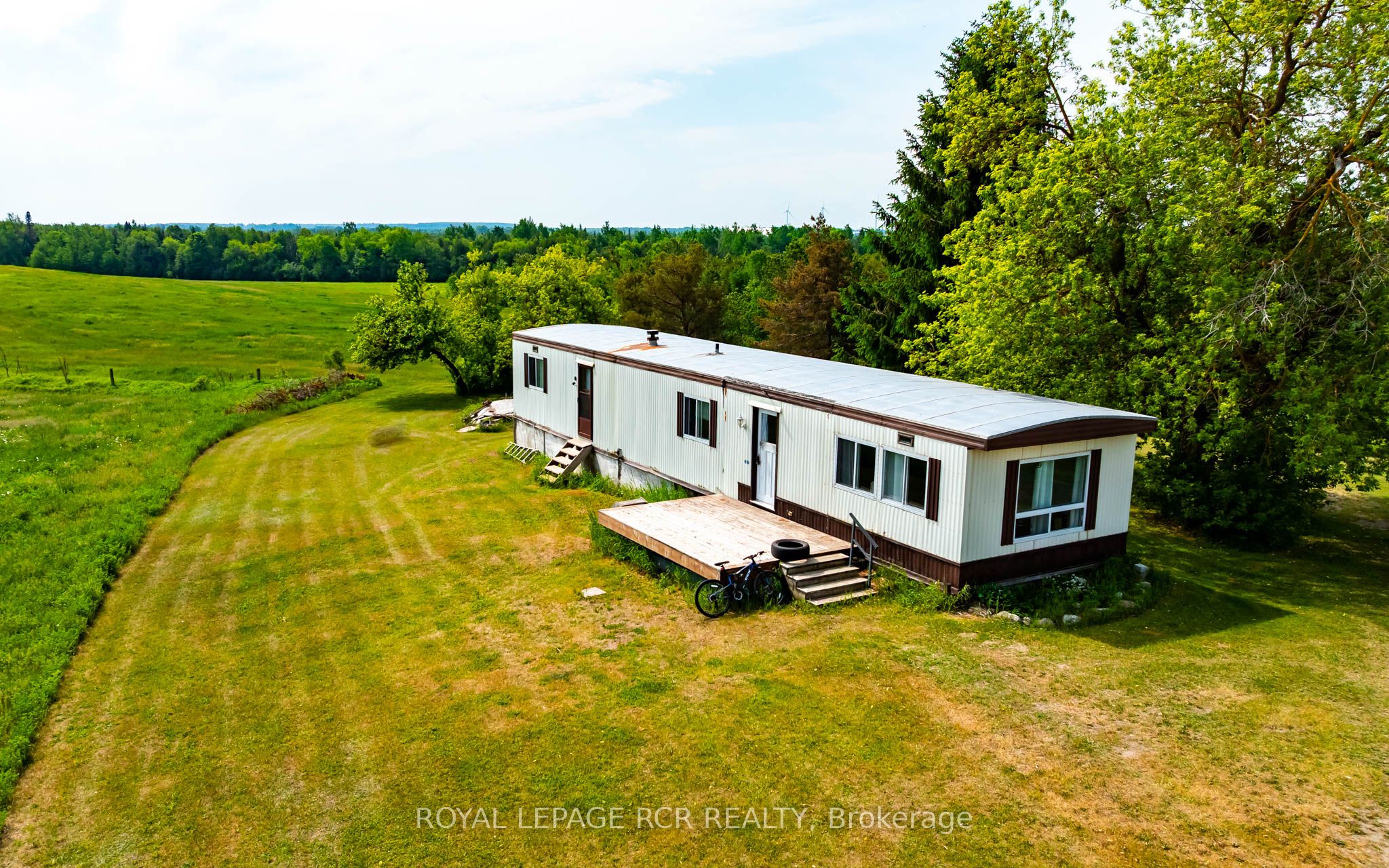 515273 2nd Line Property Photo 10
