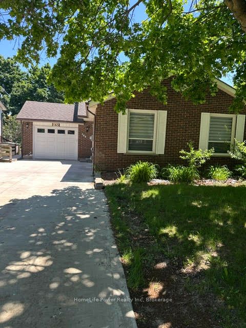 165 Bechtel Street W Property Photo 3