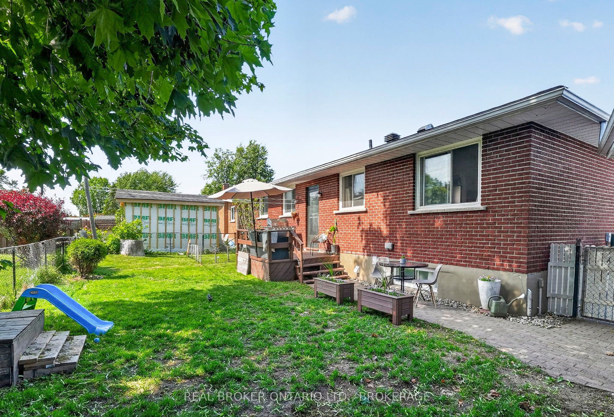 821 Haldimand Crescent Property Photo 33