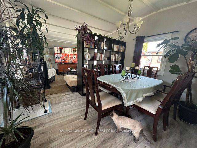 2189 Dundas Street E 41 Property Photo 9