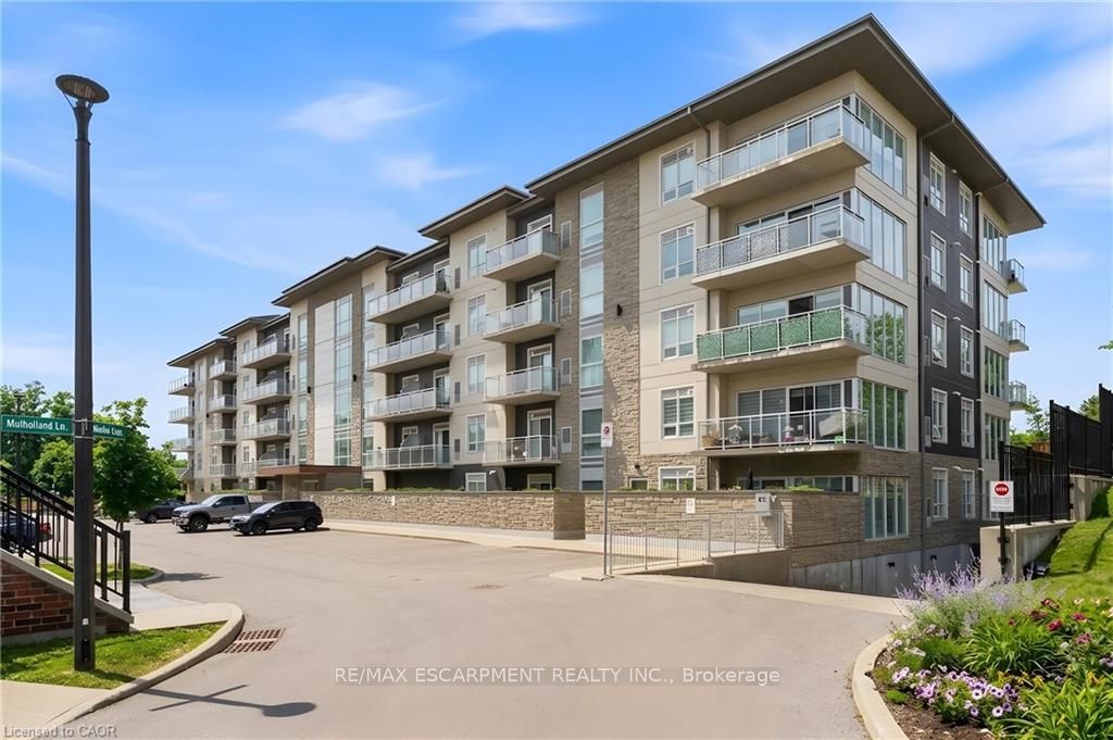 16 MARKLE Crescent 413 Property Photo 1