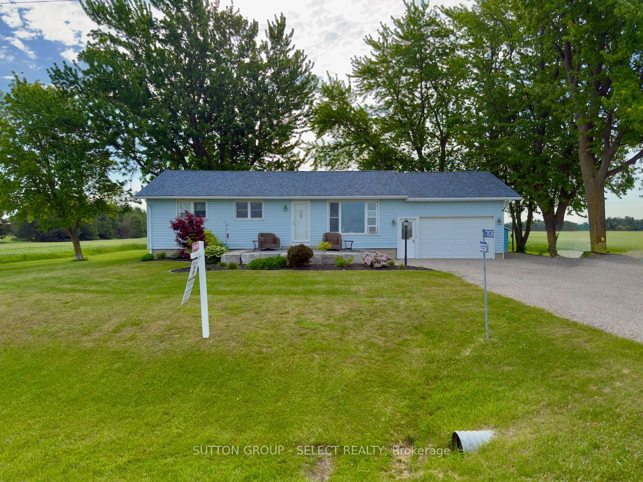 73636 Bluewater Highway Property Photo 2