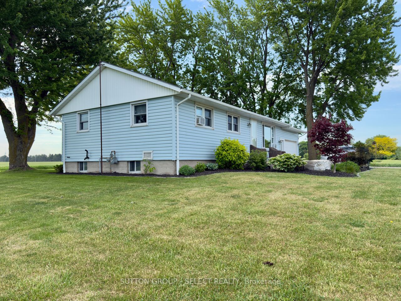 73636 Bluewater Highway Property Photo 4