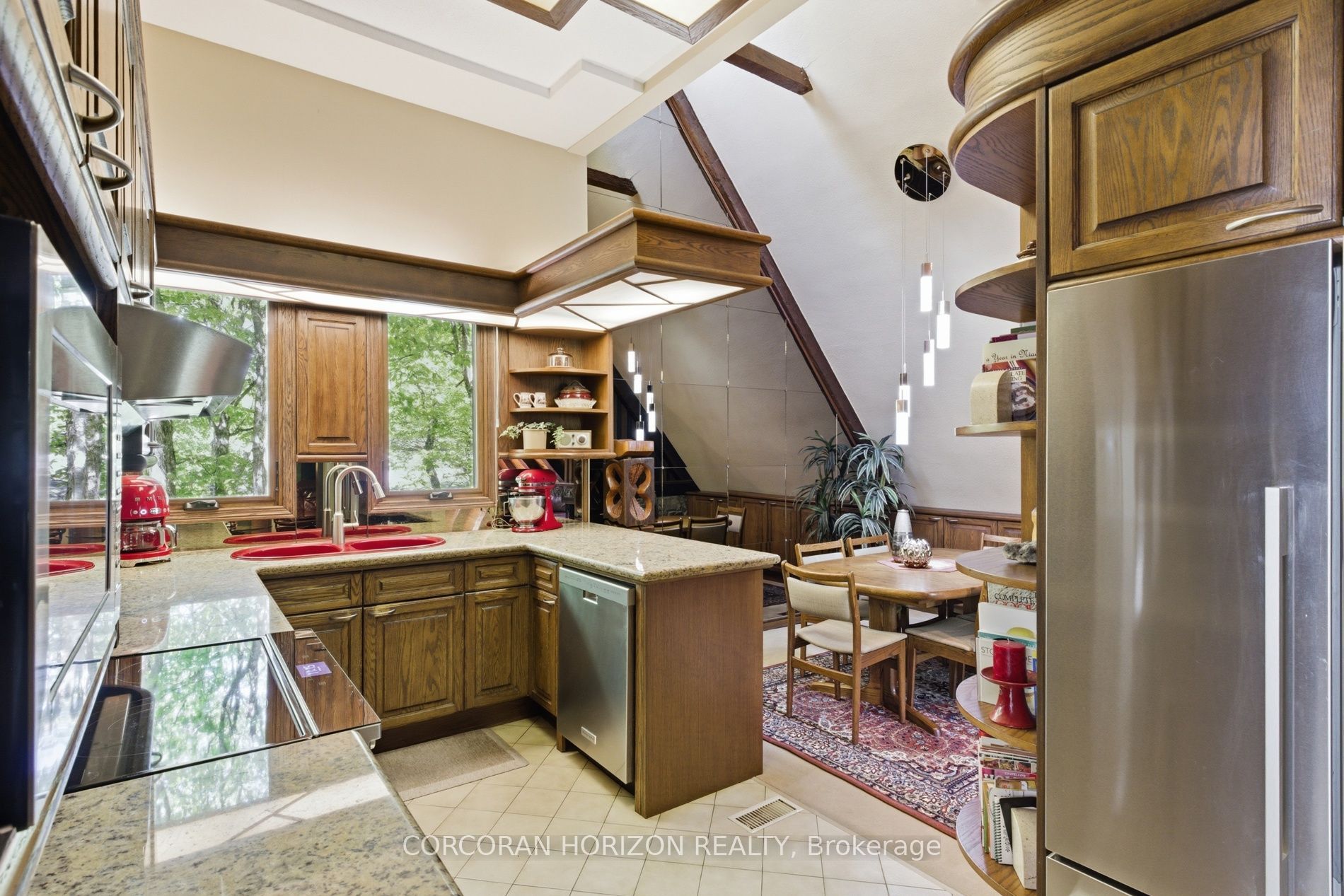1285 Kirkwall Road Property Photo 27