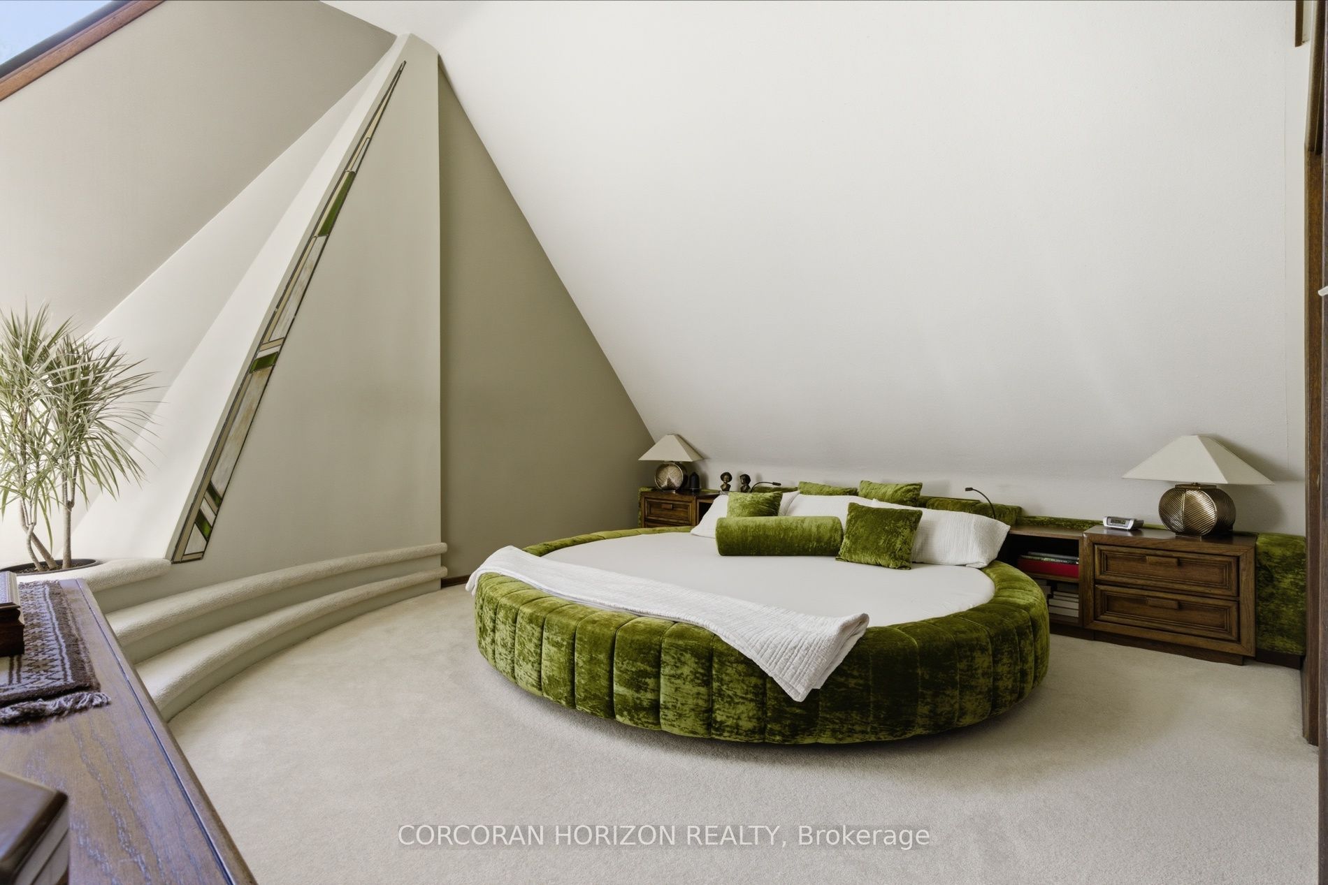 1285 Kirkwall Road Property Photo 28