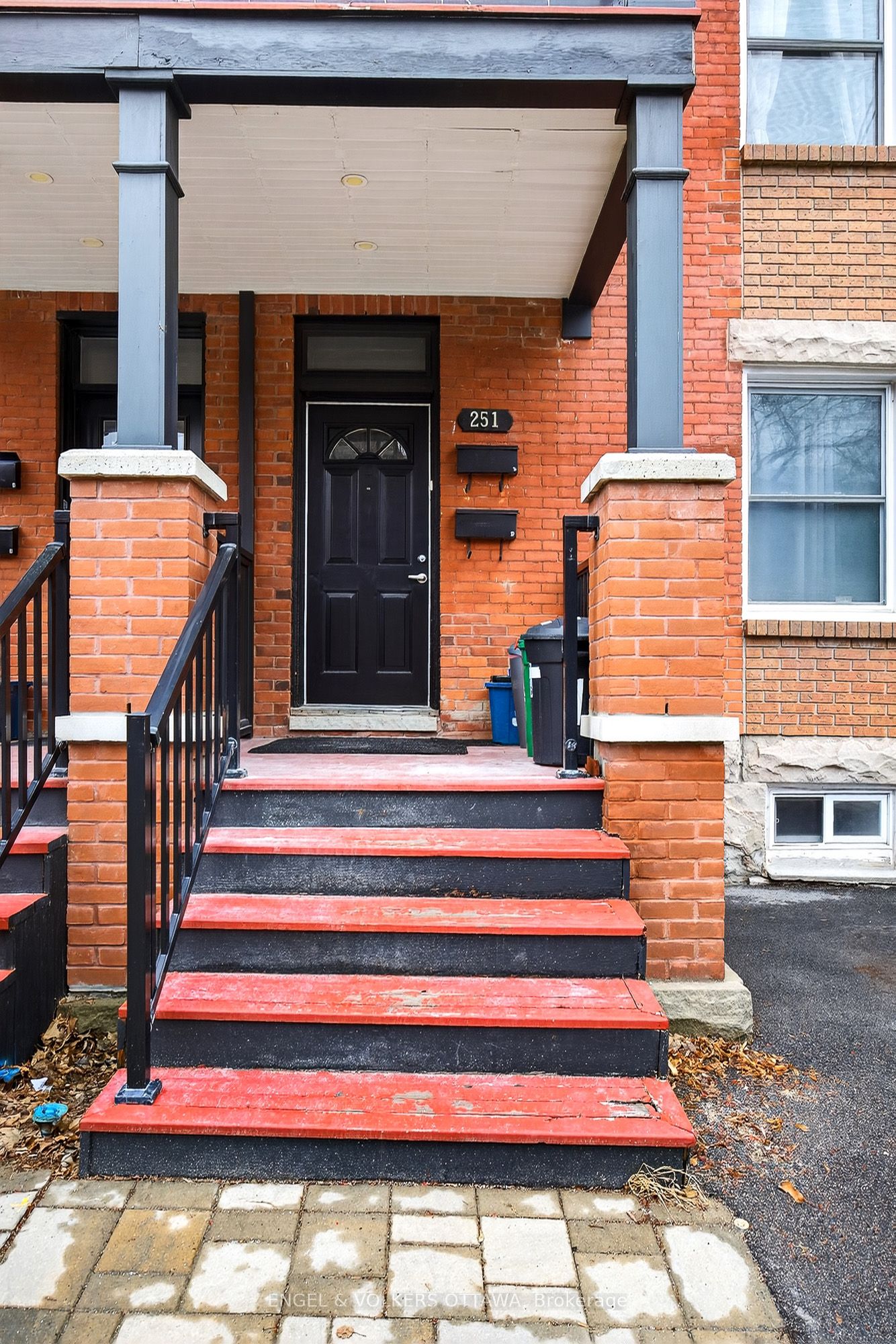251 Arlington Avenue Property Photo 3