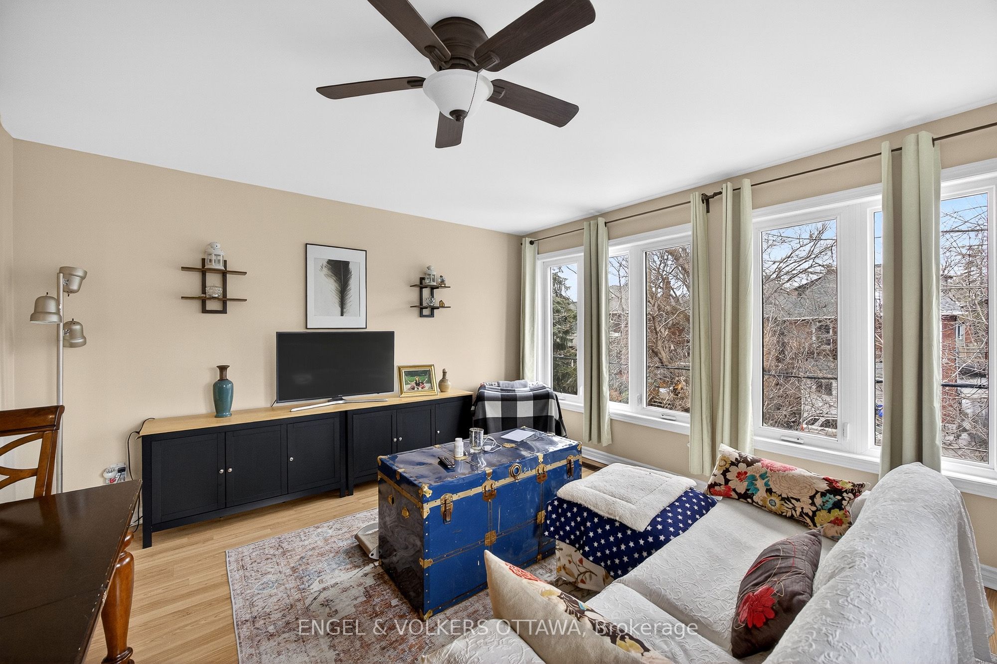 251 Arlington Avenue Property Photo 7
