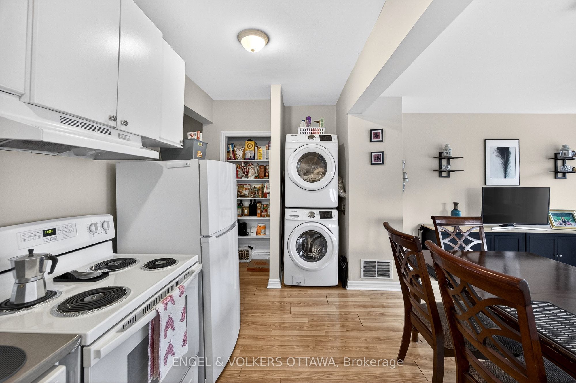 251 Arlington Avenue Property Photo 12