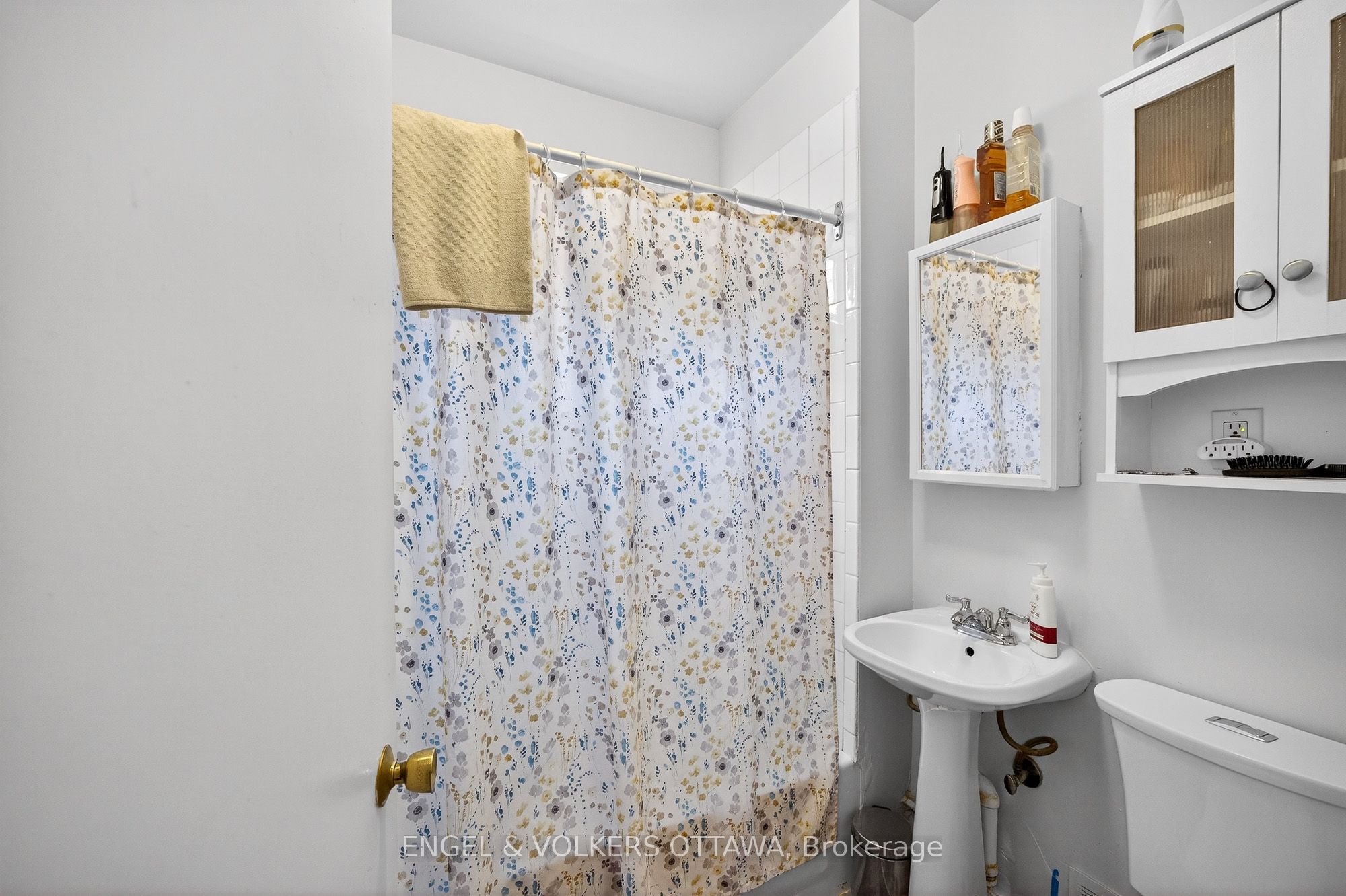 251 Arlington Avenue Property Photo 13