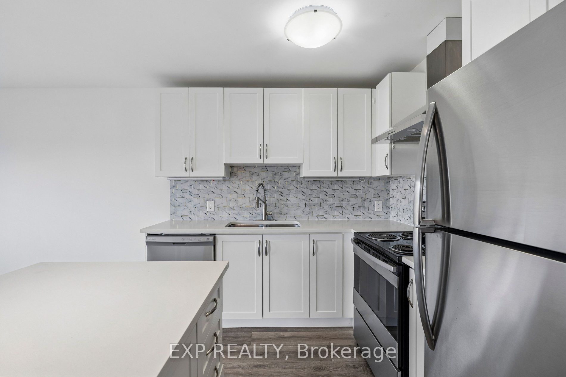 4 Viger Drive Property Photo 11
