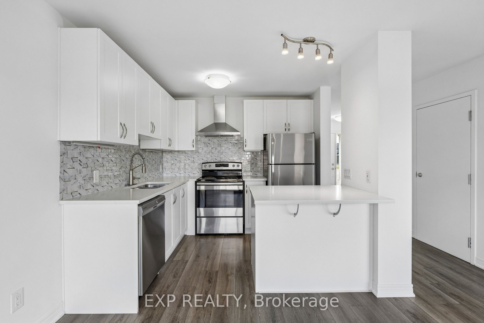 4 Viger Drive Property Photo 13
