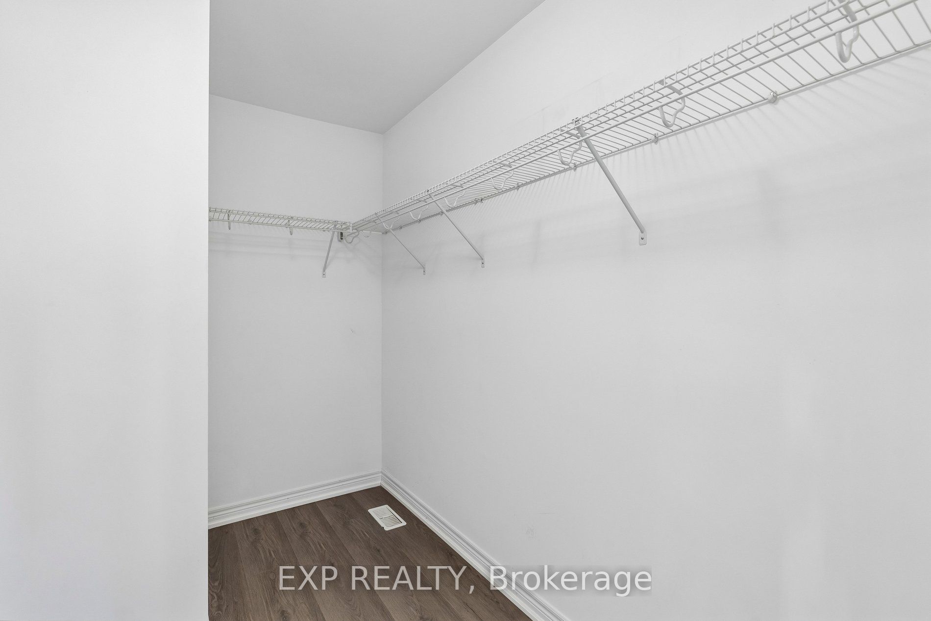 4 Viger Drive Property Photo 23