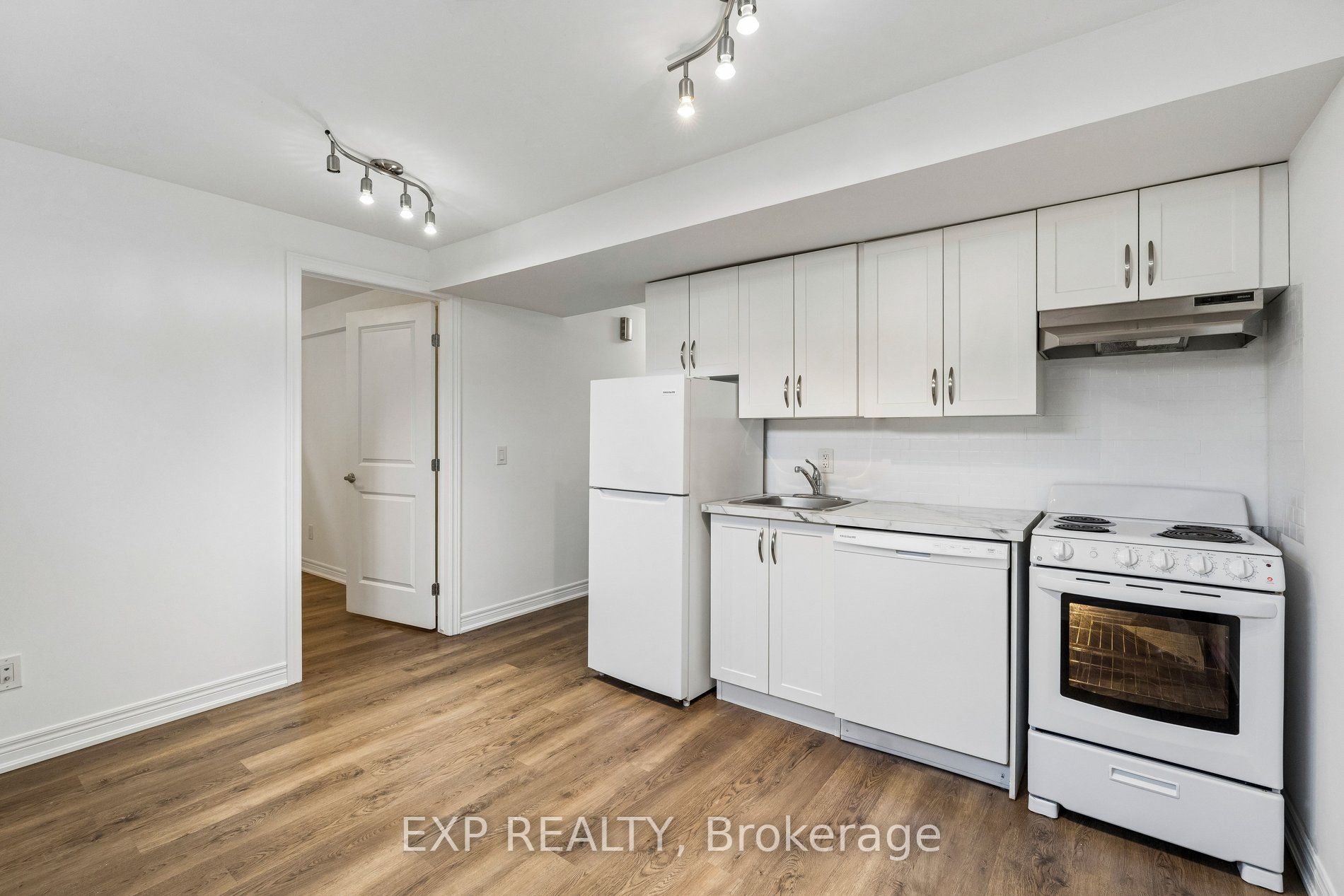 4 Viger Drive Property Photo 39