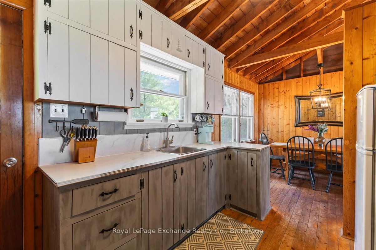 378 6 Concession W Property Photo 13
