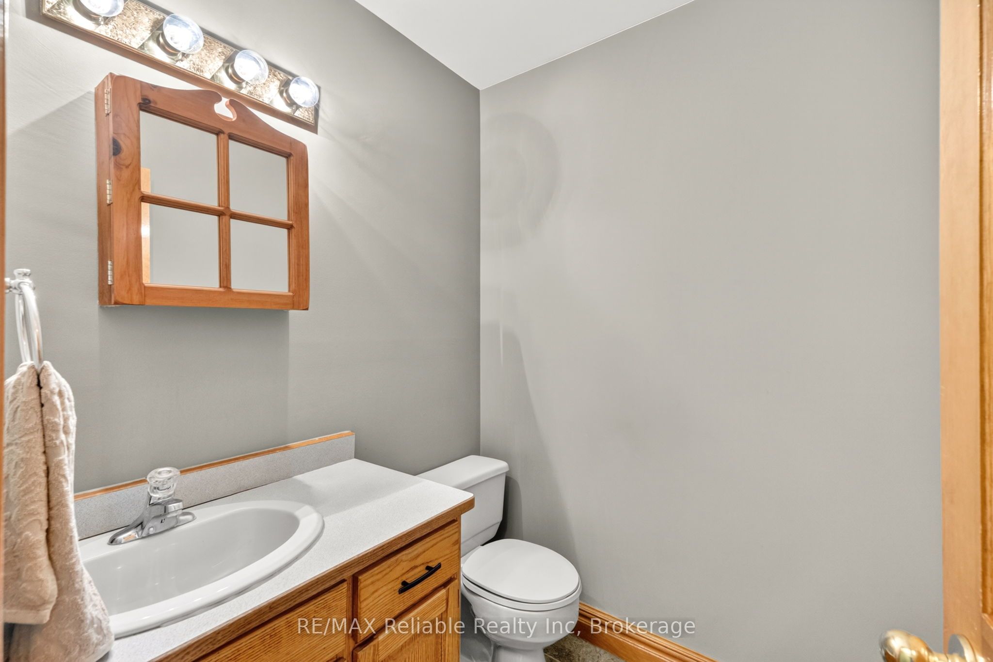 76 William Street Property Photo 5