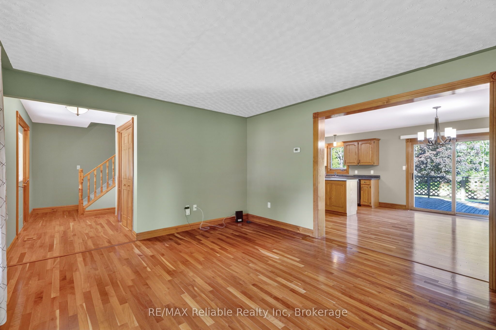 76 William Street Property Photo 7