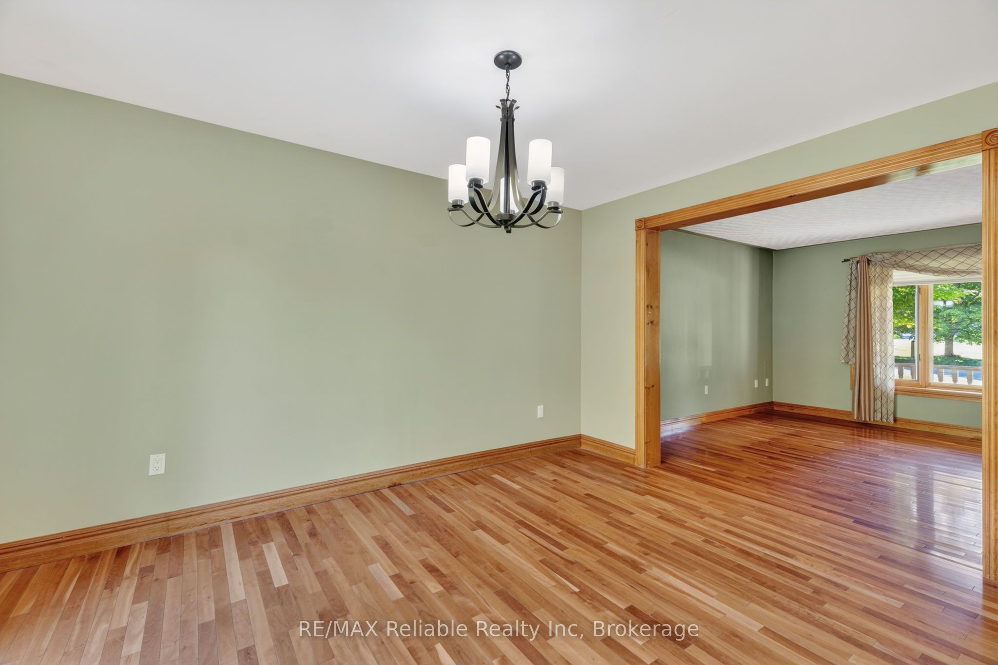 76 William Street Property Photo 11
