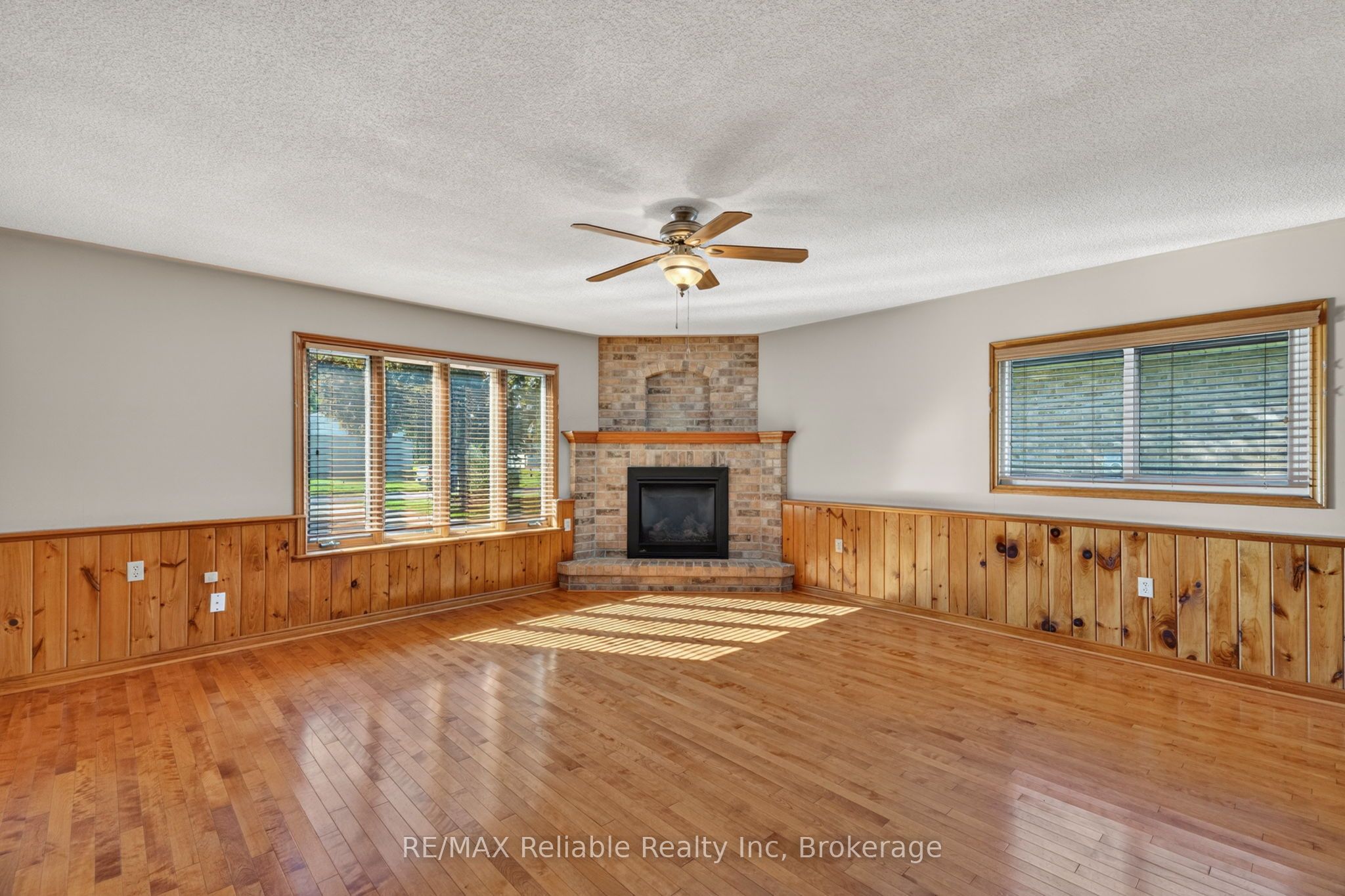 76 William Street Property Photo 15