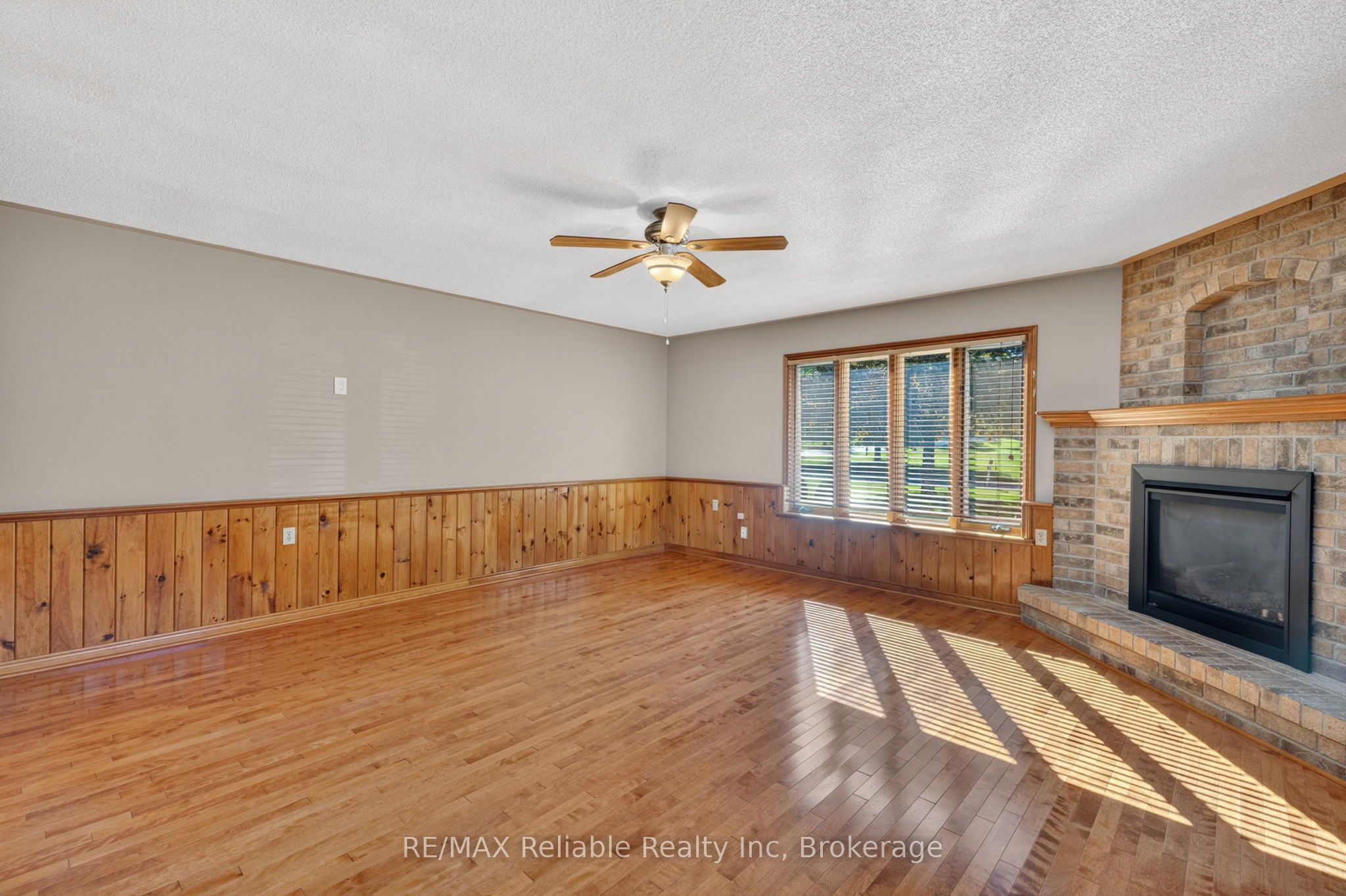 76 William Street Property Photo 17