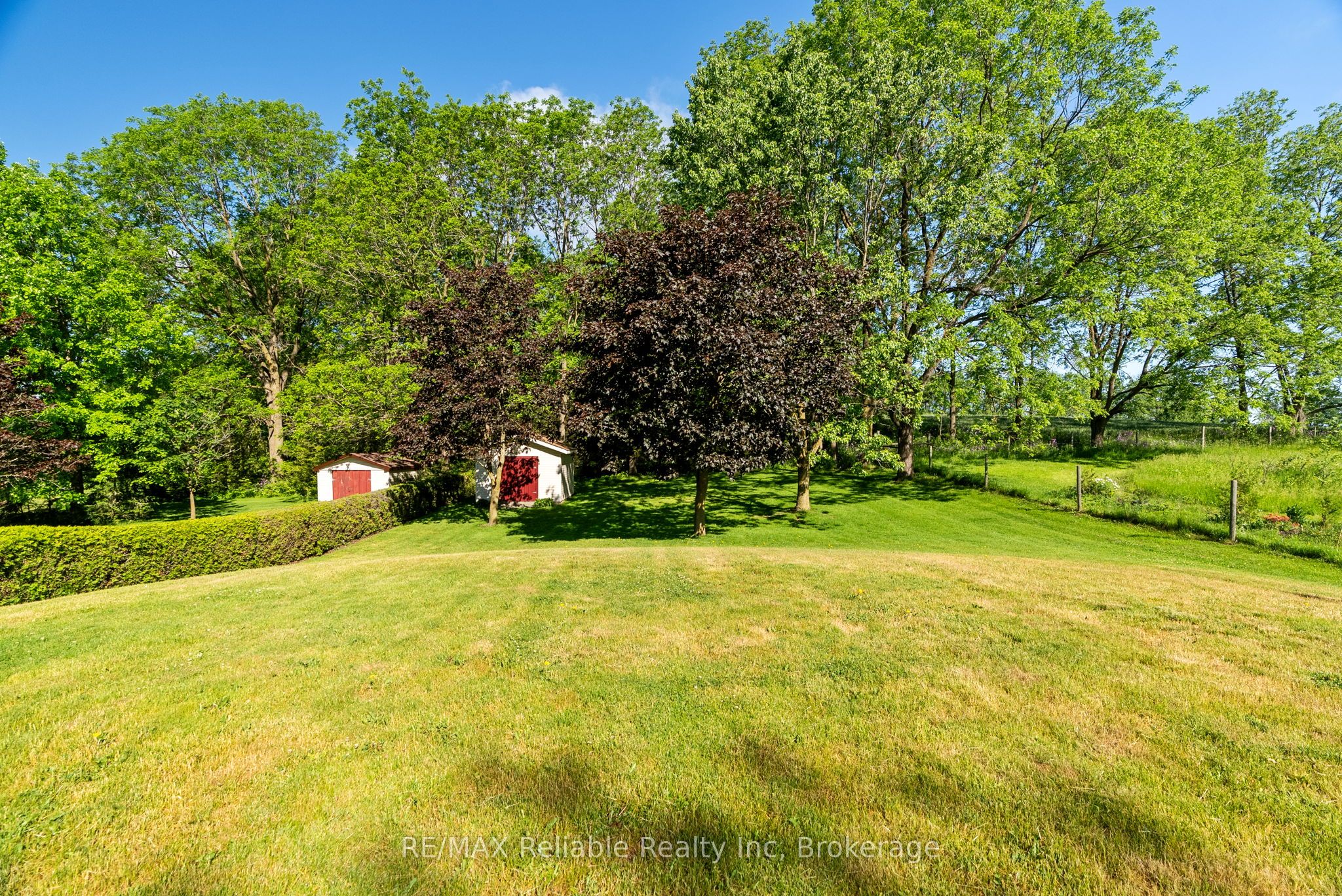 76 William Street Property Photo 33