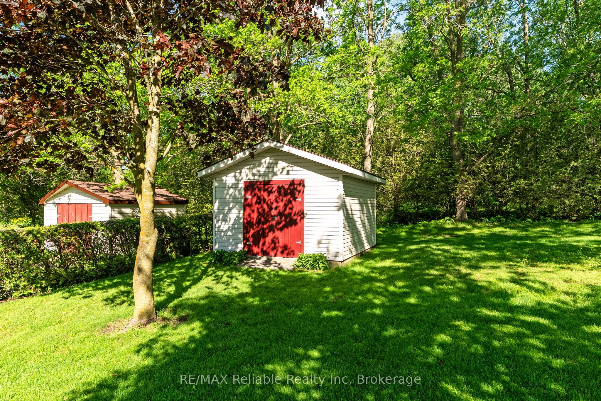 76 William Street Property Photo 35