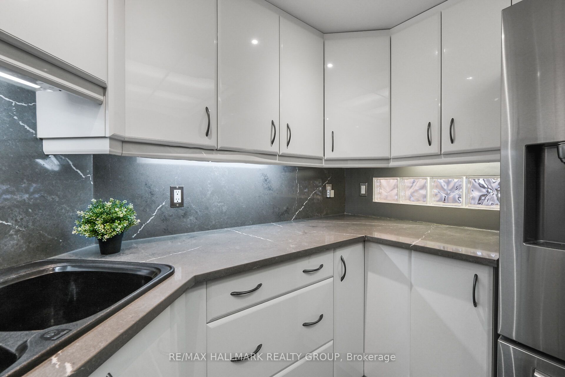 160 George Street 1404 Property Photo 15