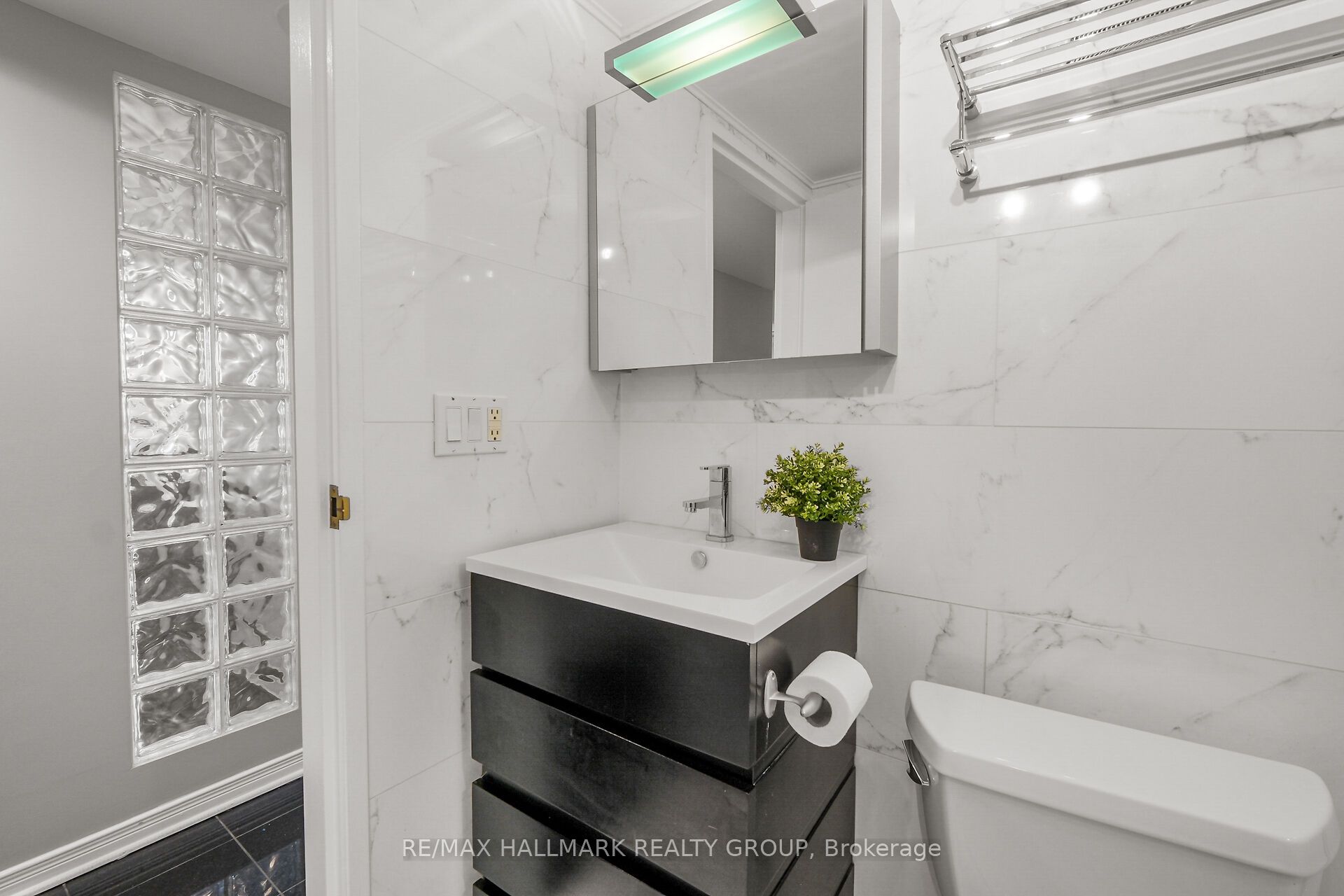 160 George Street 1404 Property Photo 39