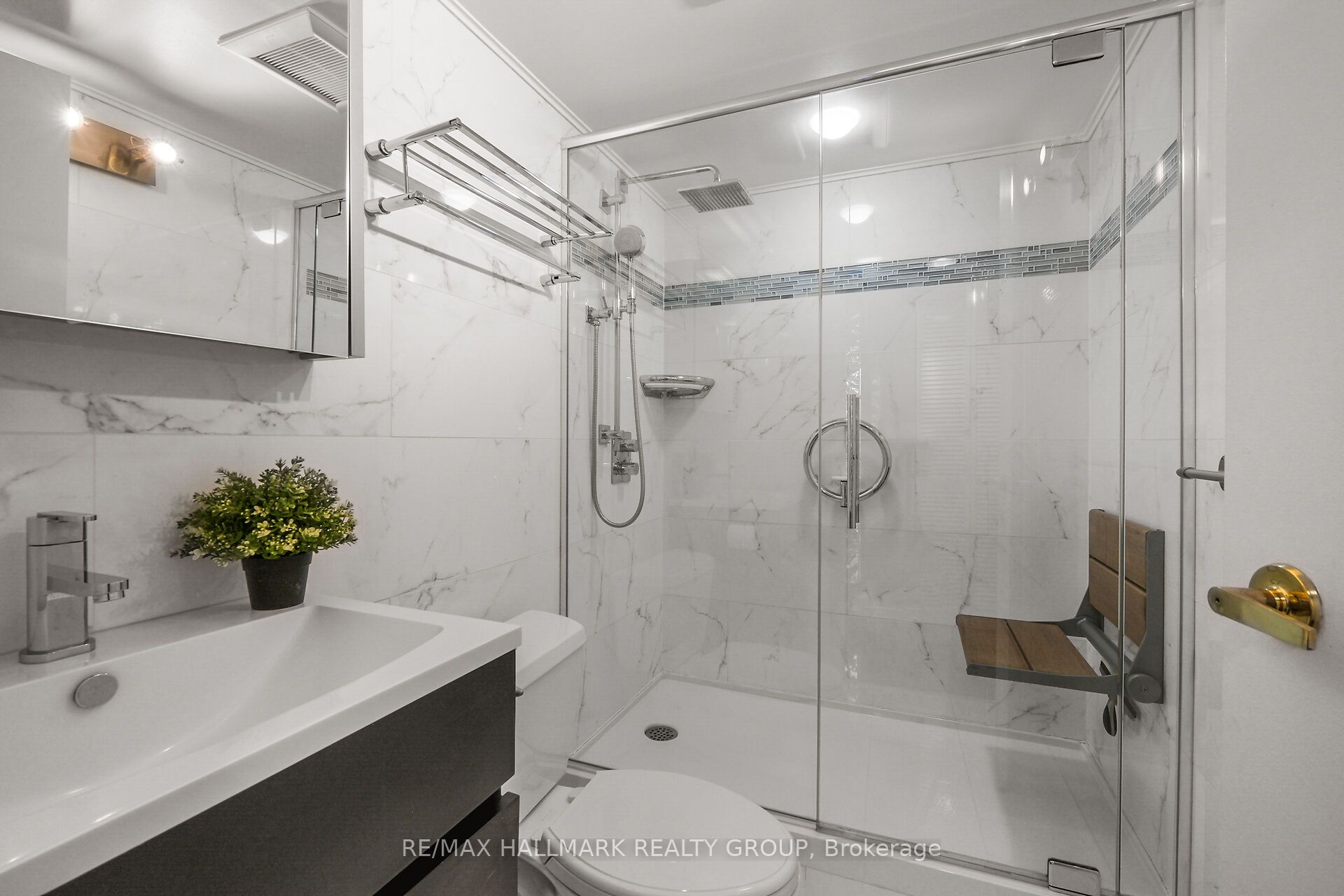 160 George Street 1404 Property Photo 40