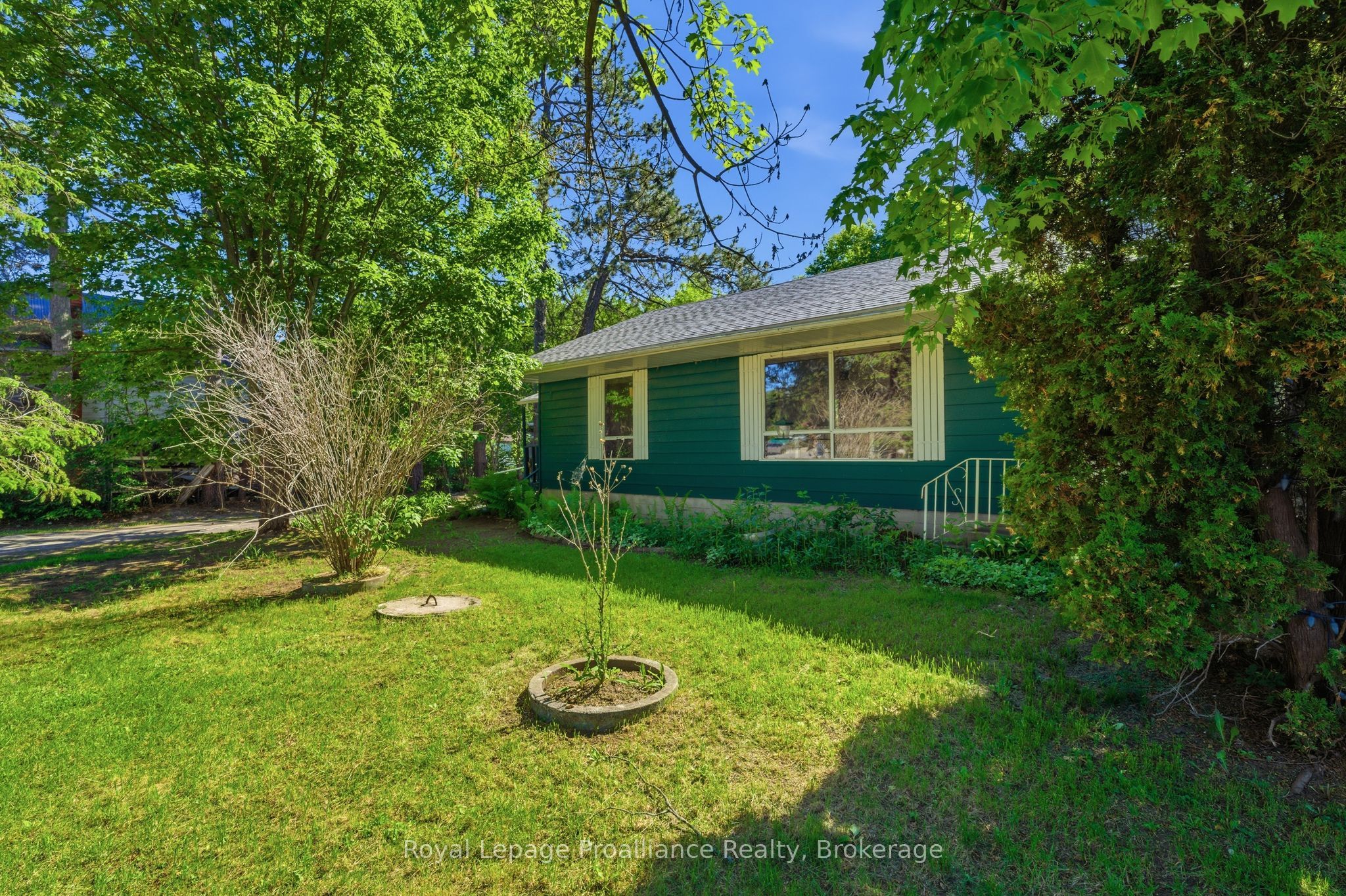 12310 Highway 41 Property Photo 3