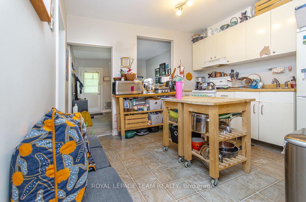 395 Mcleod Street Property Photo 33