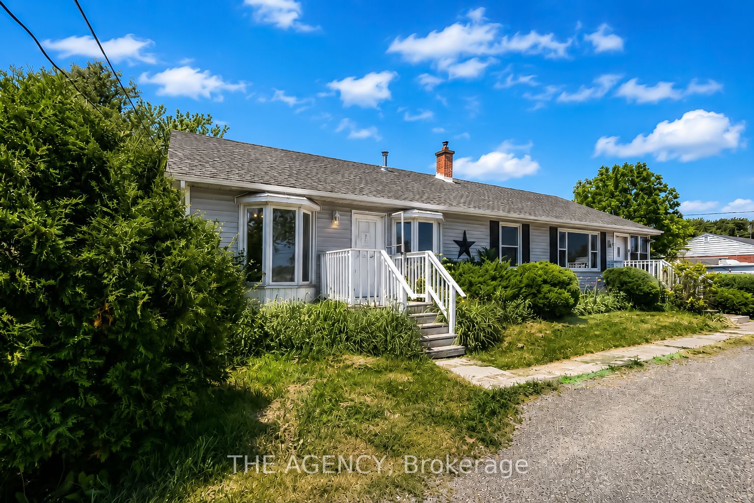 2696 Highway 6 Property Photo 3