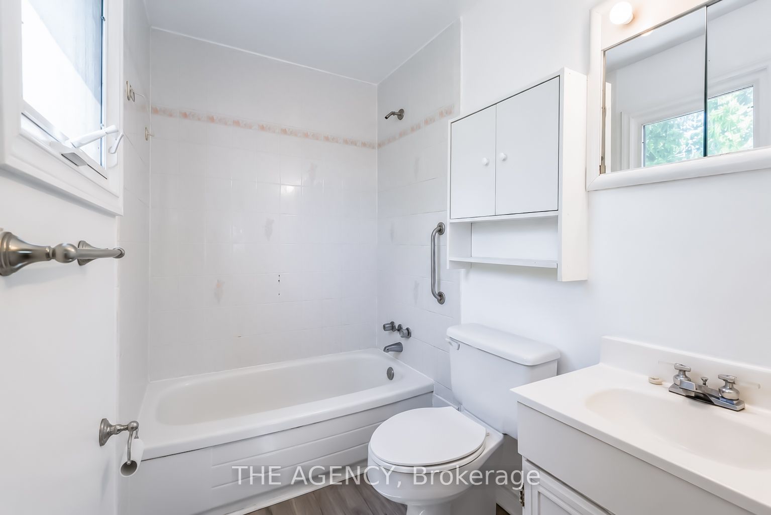 2696 Highway 6 Property Photo 29