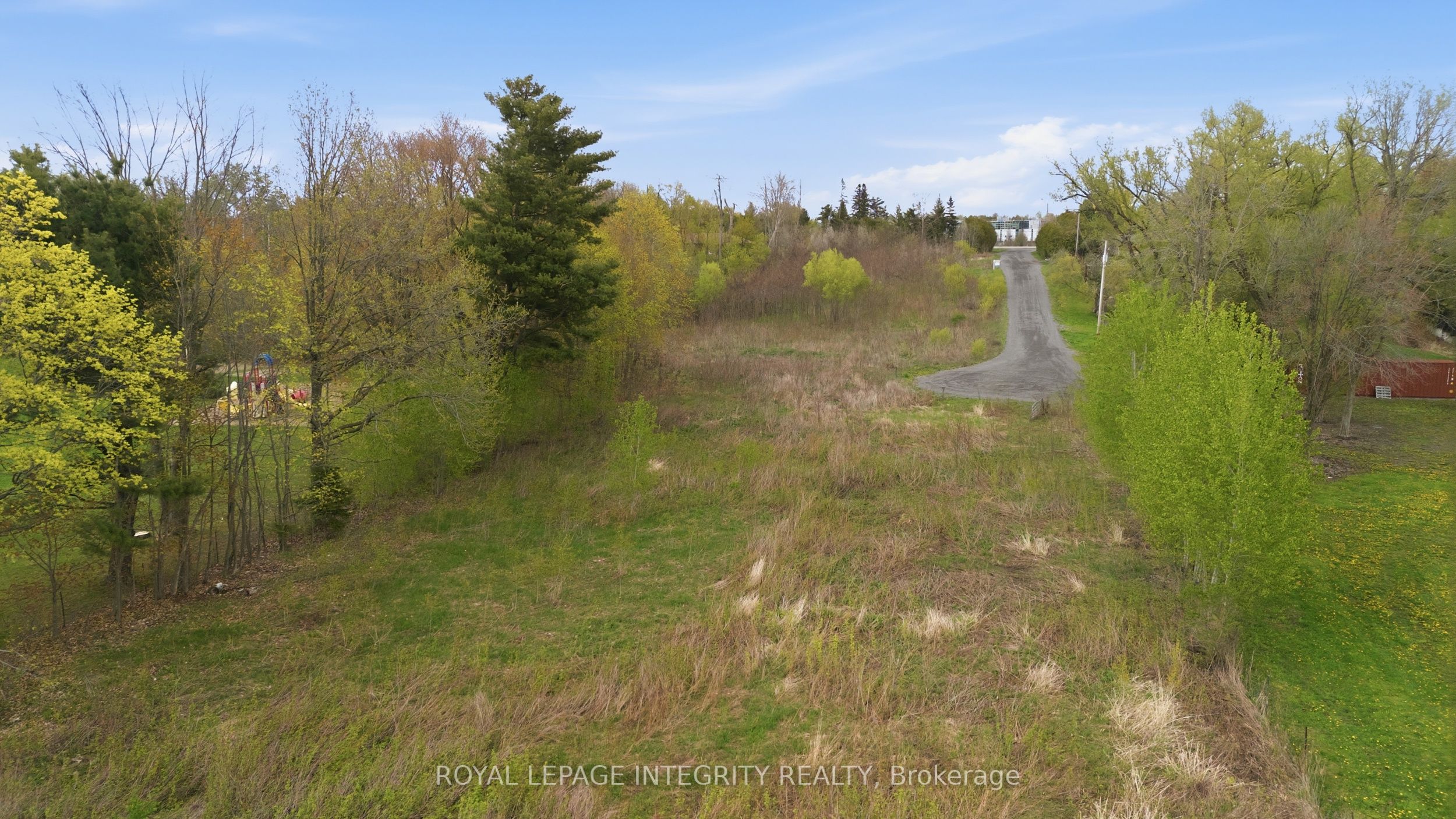 348 River Road Property Photo 4