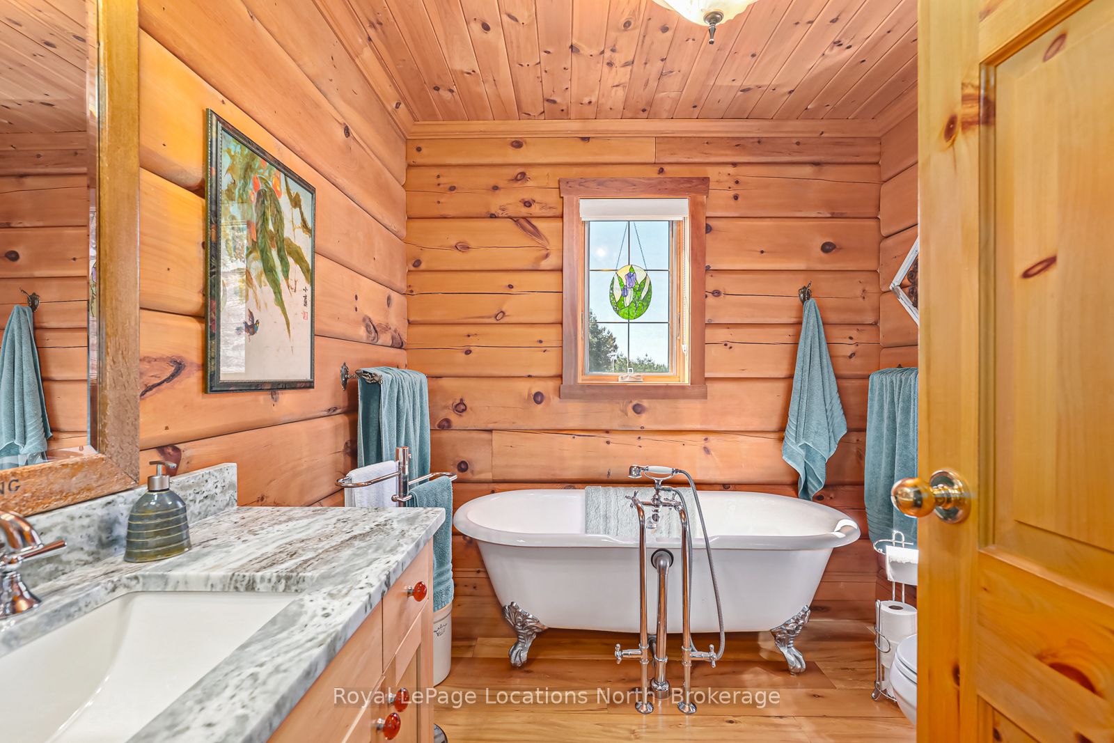 545413 4a Side Road N Property Photo 15