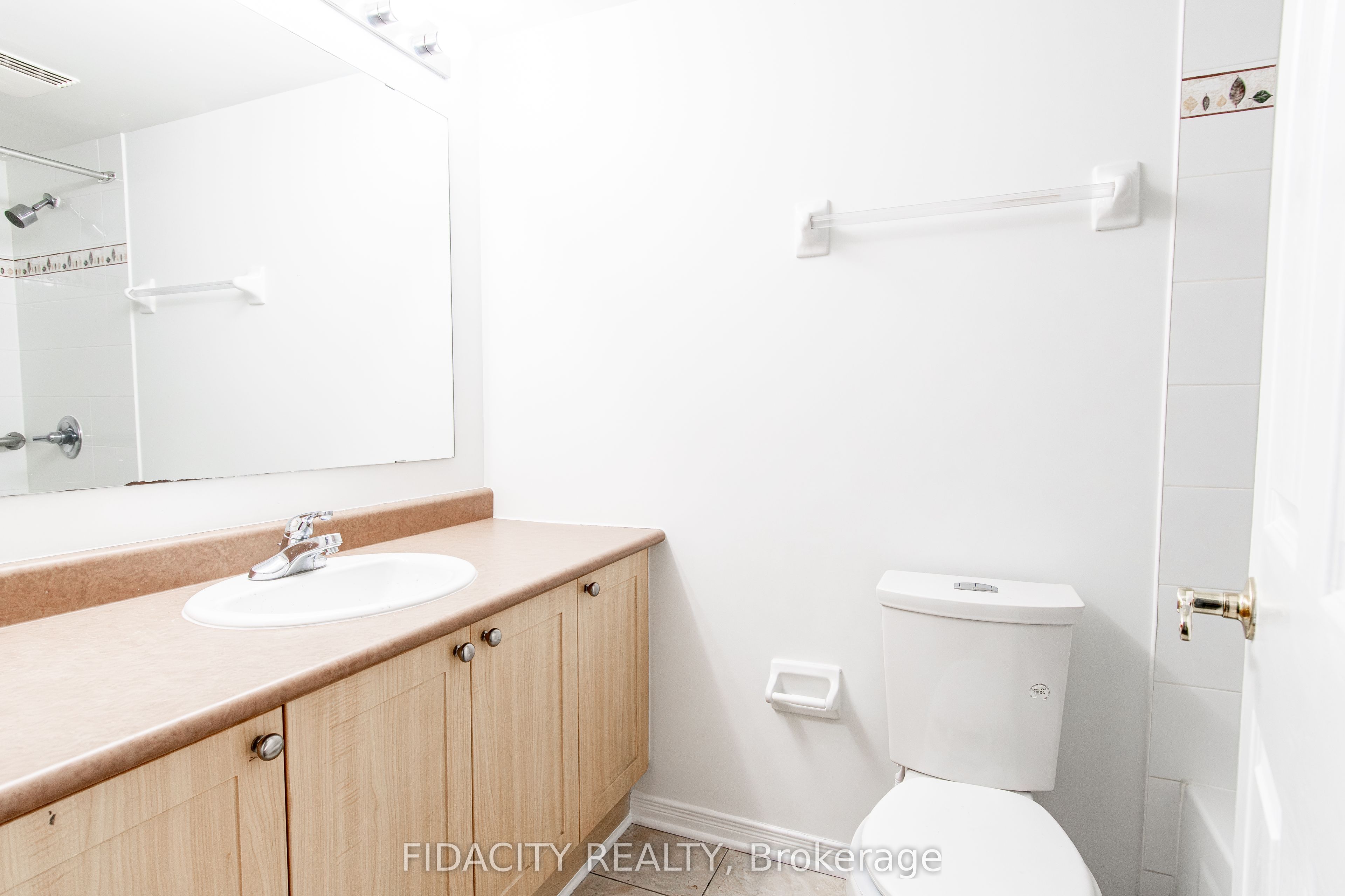 310 Central Park Drive 2a Property Photo 11