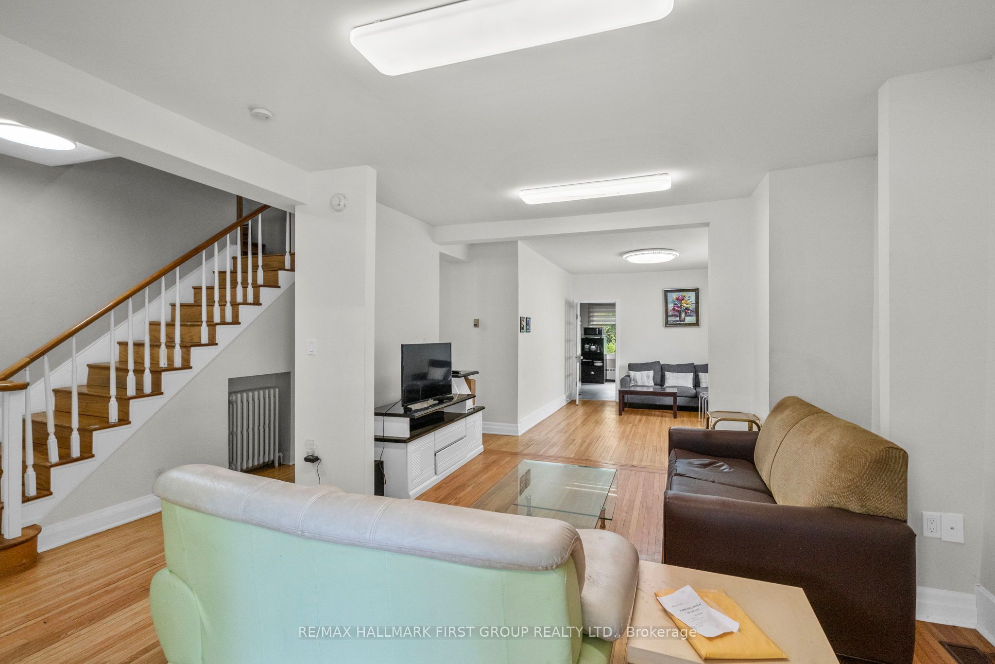 177 Niagara Boulevard Property Photo 3