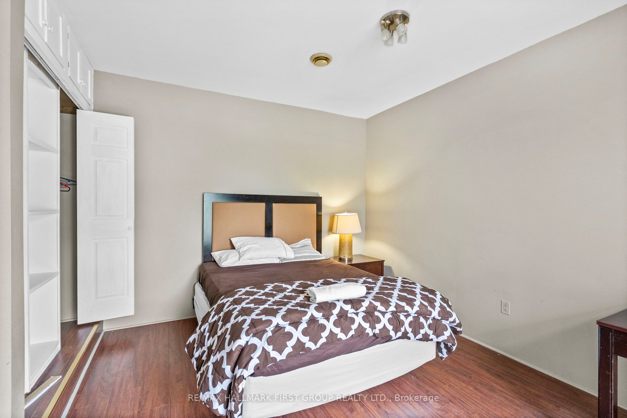 177 Niagara Boulevard Property Photo 16