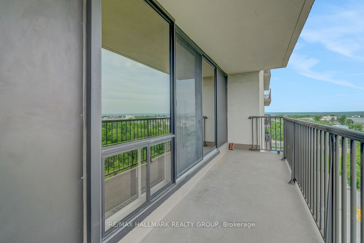 665 Bathgate Drive 1007 Property Photo 40