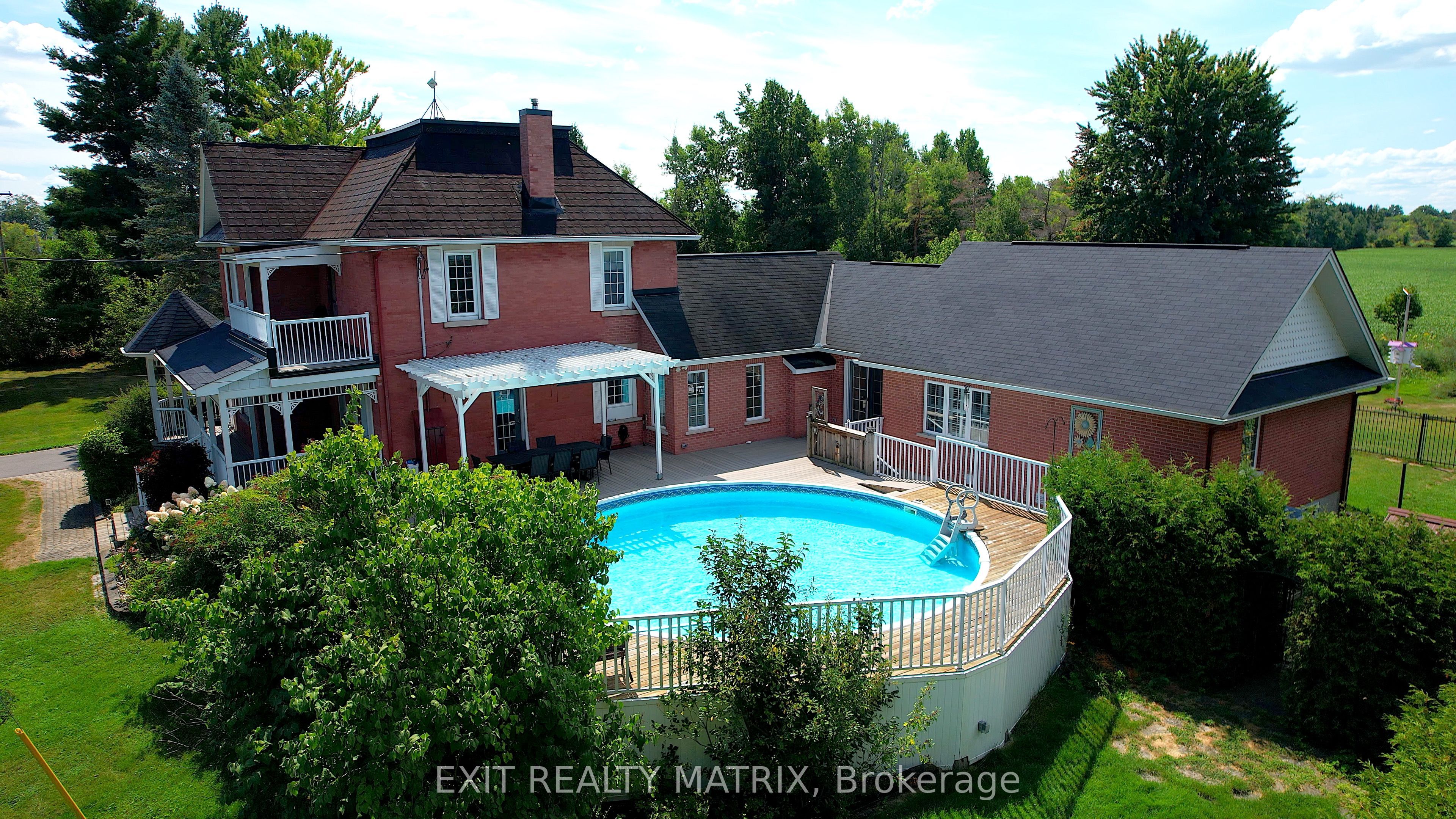 2392 8th Line Road Property Photo 43