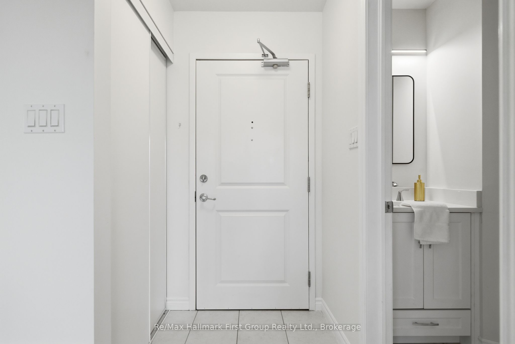 145 Third Street 215 Property Photo 4