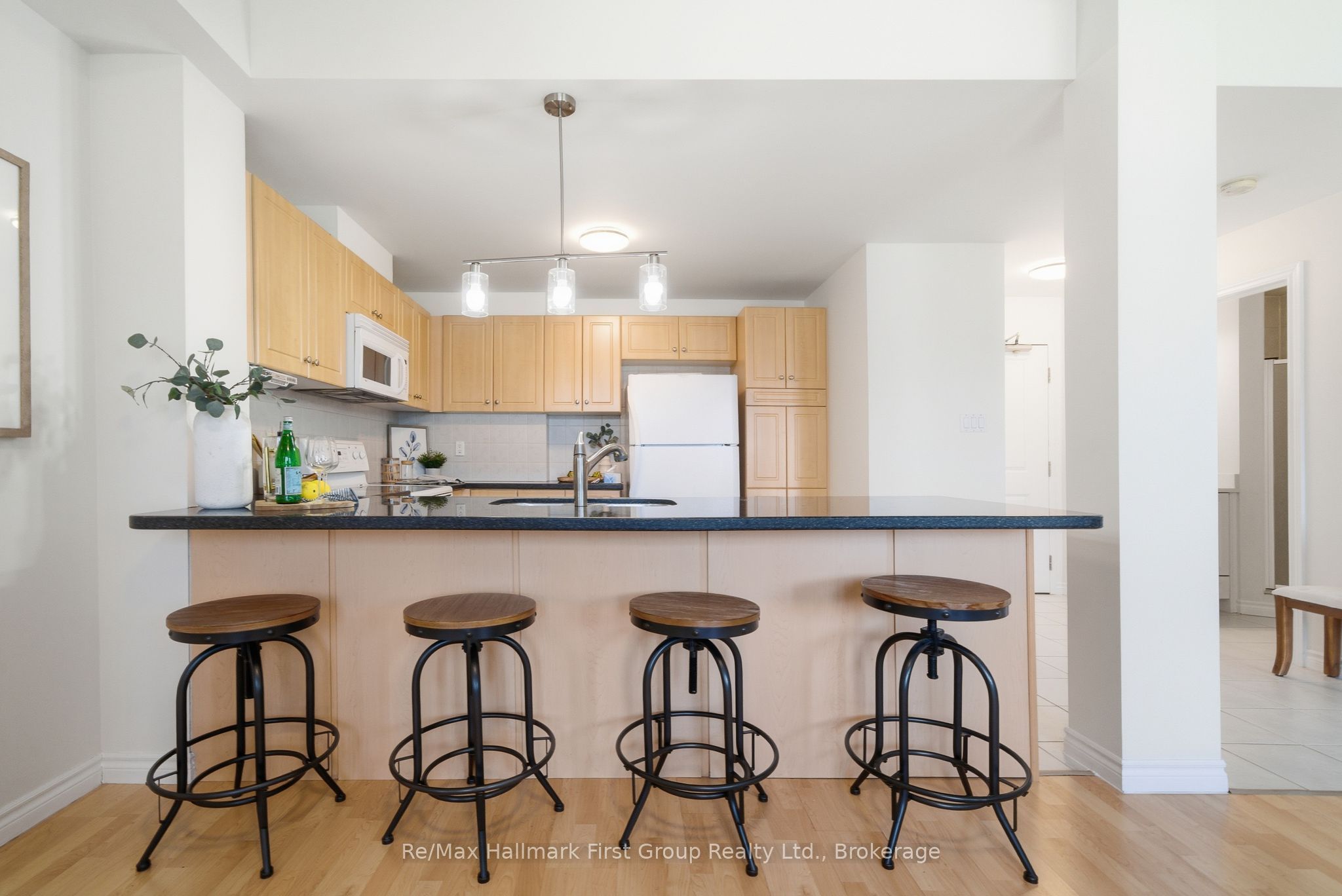 145 Third Street 215 Property Photo 10