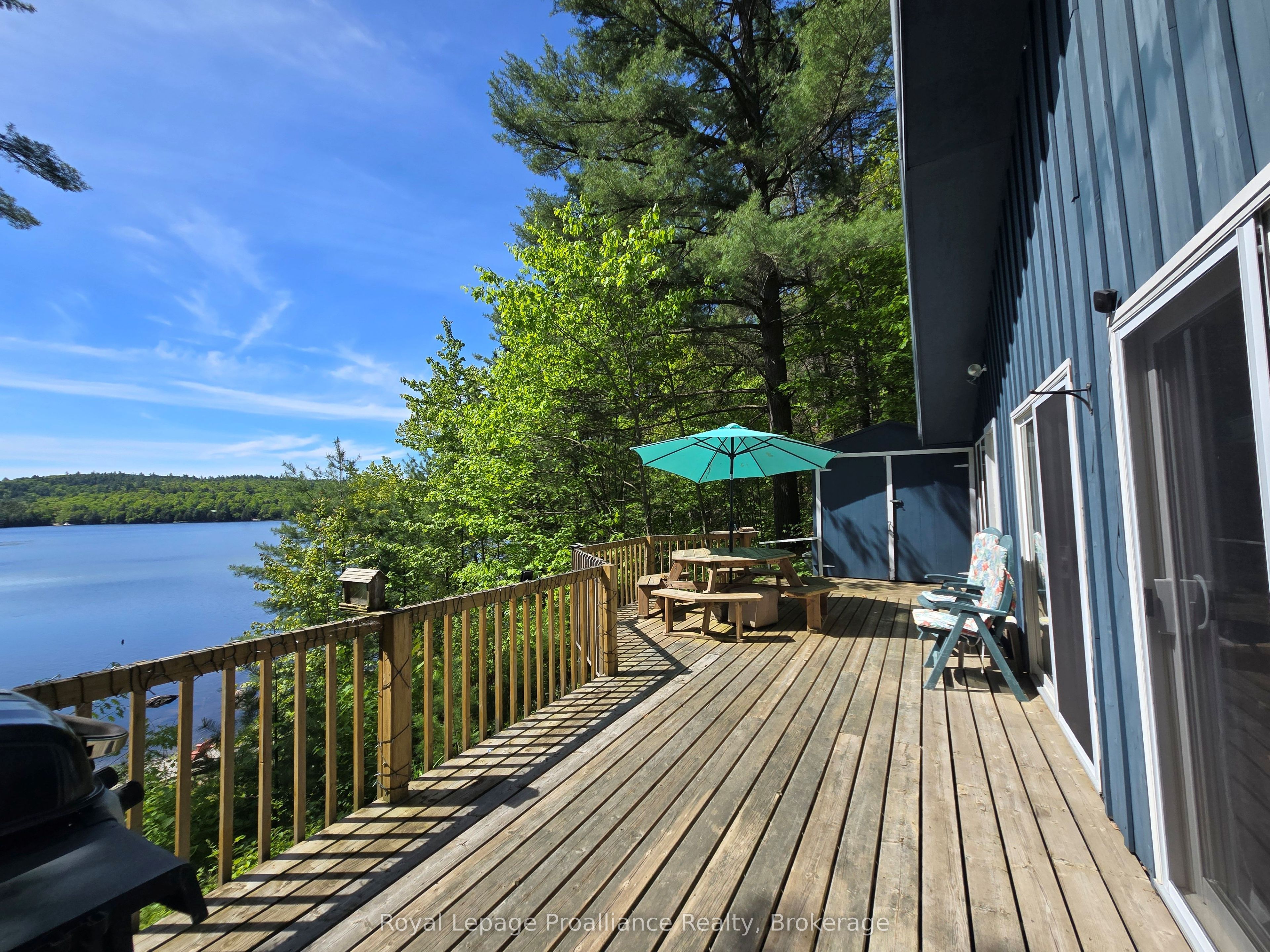 2807 Mackie Lake Property Photo 6