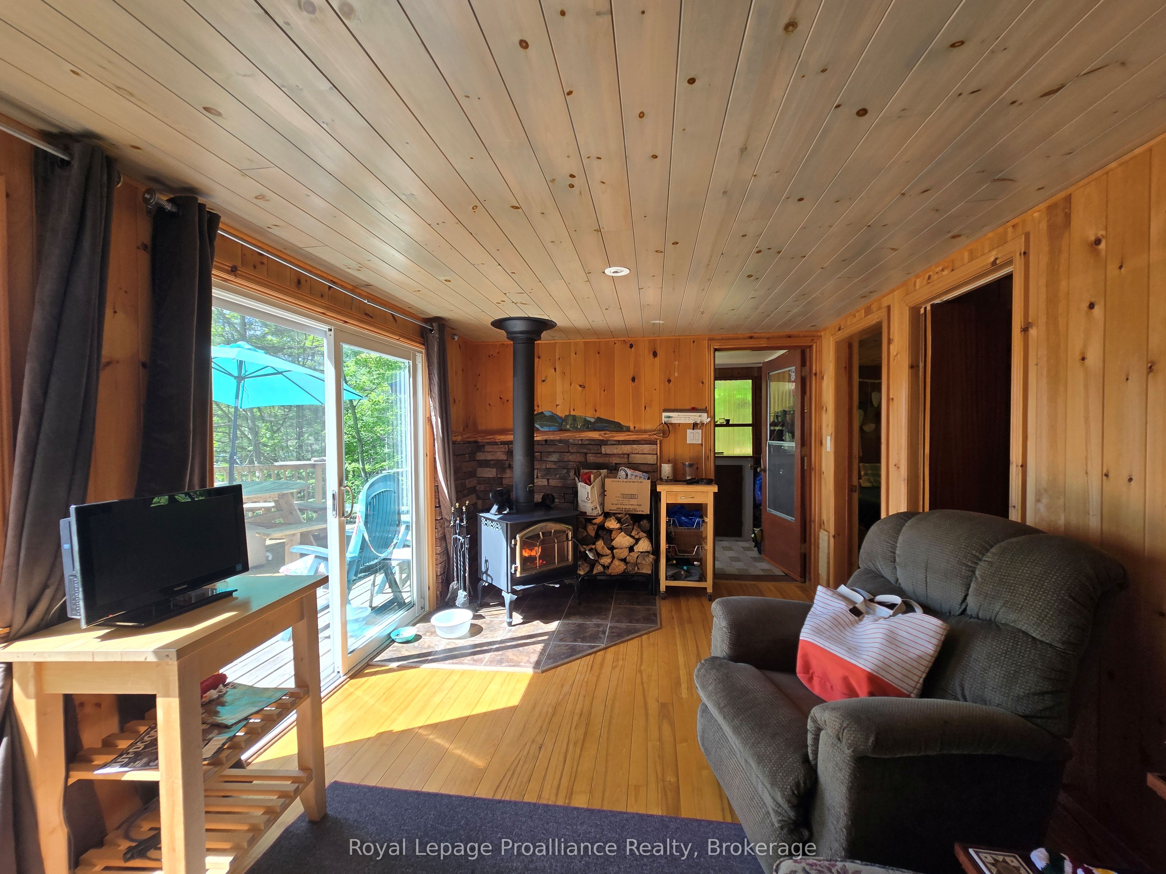 2807 Mackie Lake Property Photo 17