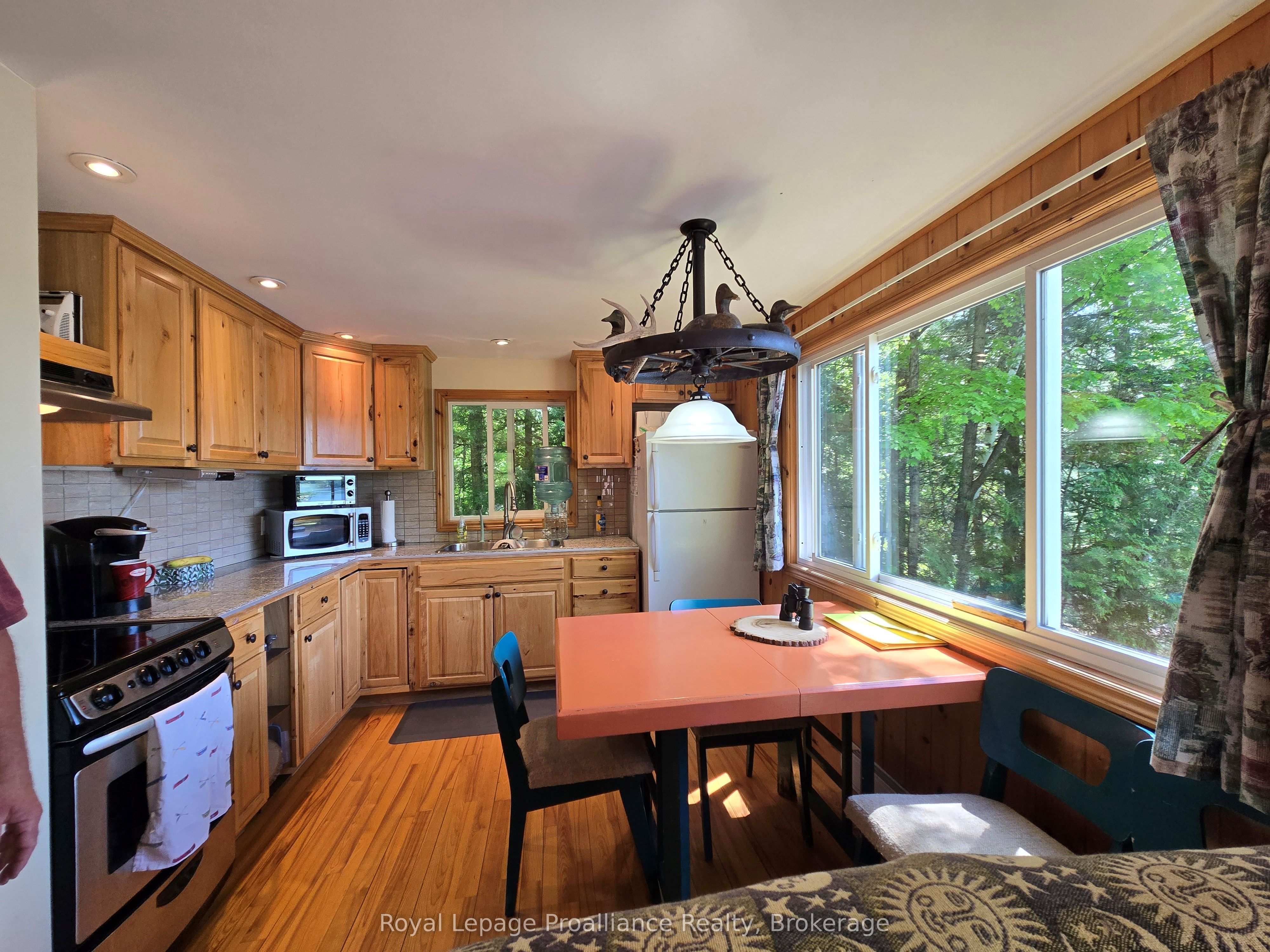 2807 Mackie Lake Property Photo 18