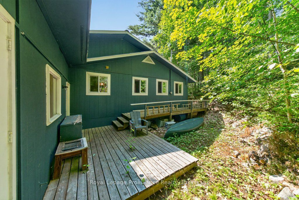 2807 Mackie Lake Property Photo 29